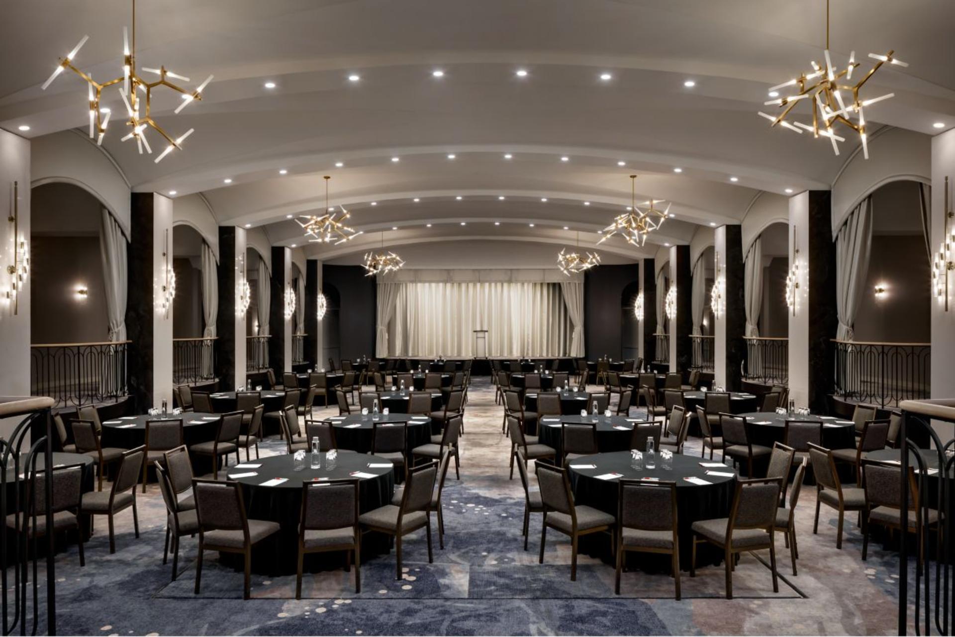 Champlain Ballroom (Lower Lobby)
