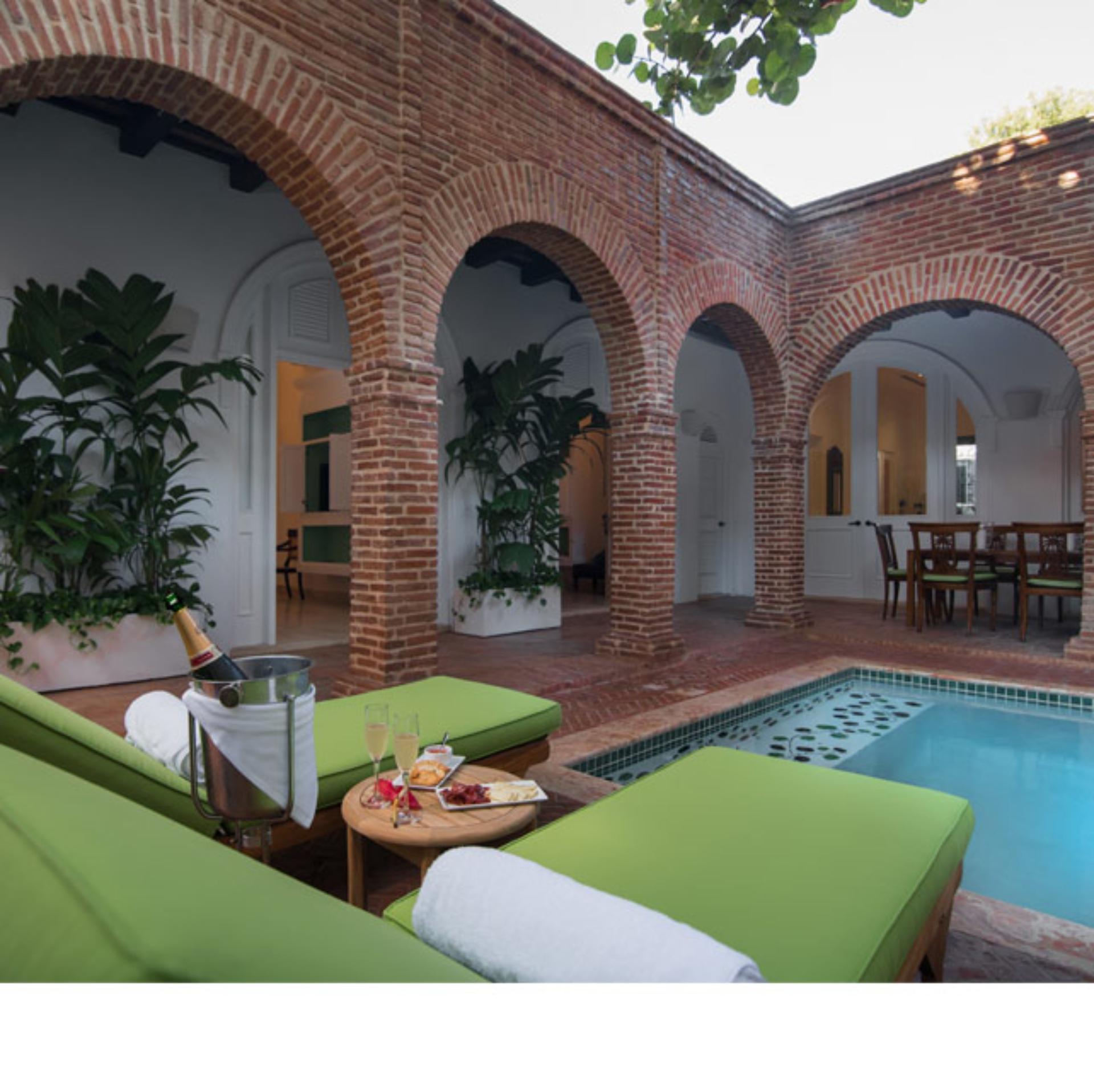 Antillian House