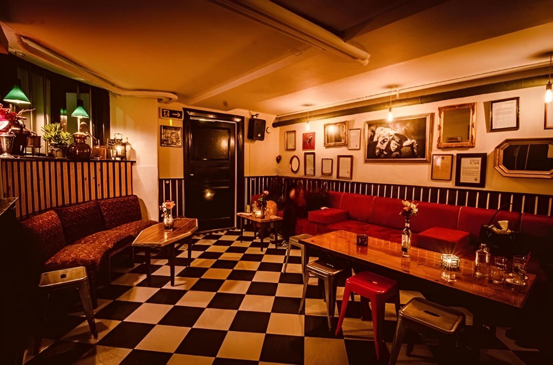 Full Buyout Of The Barking Dog