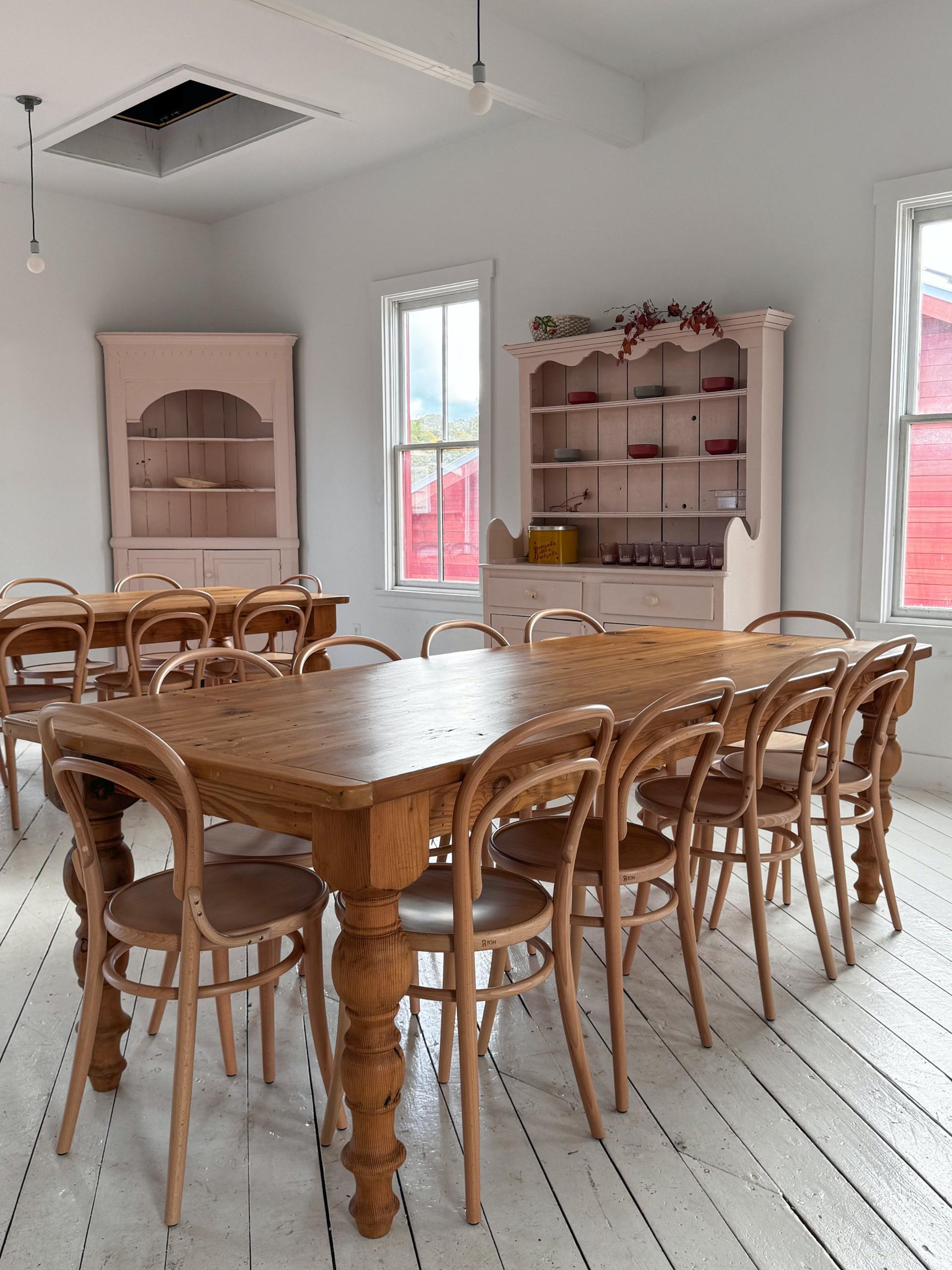 Private Dining Room & Deck