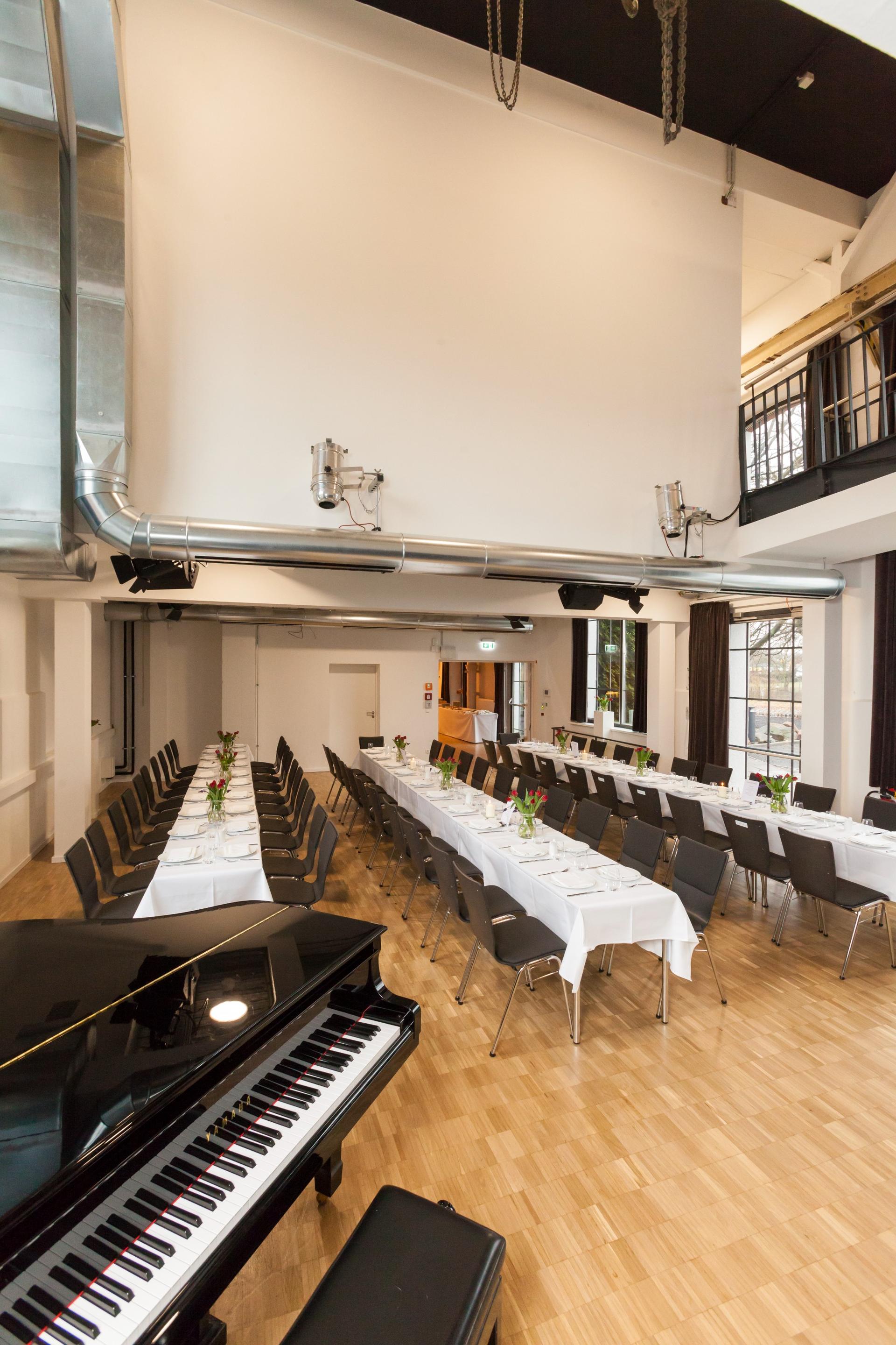  Studio 1