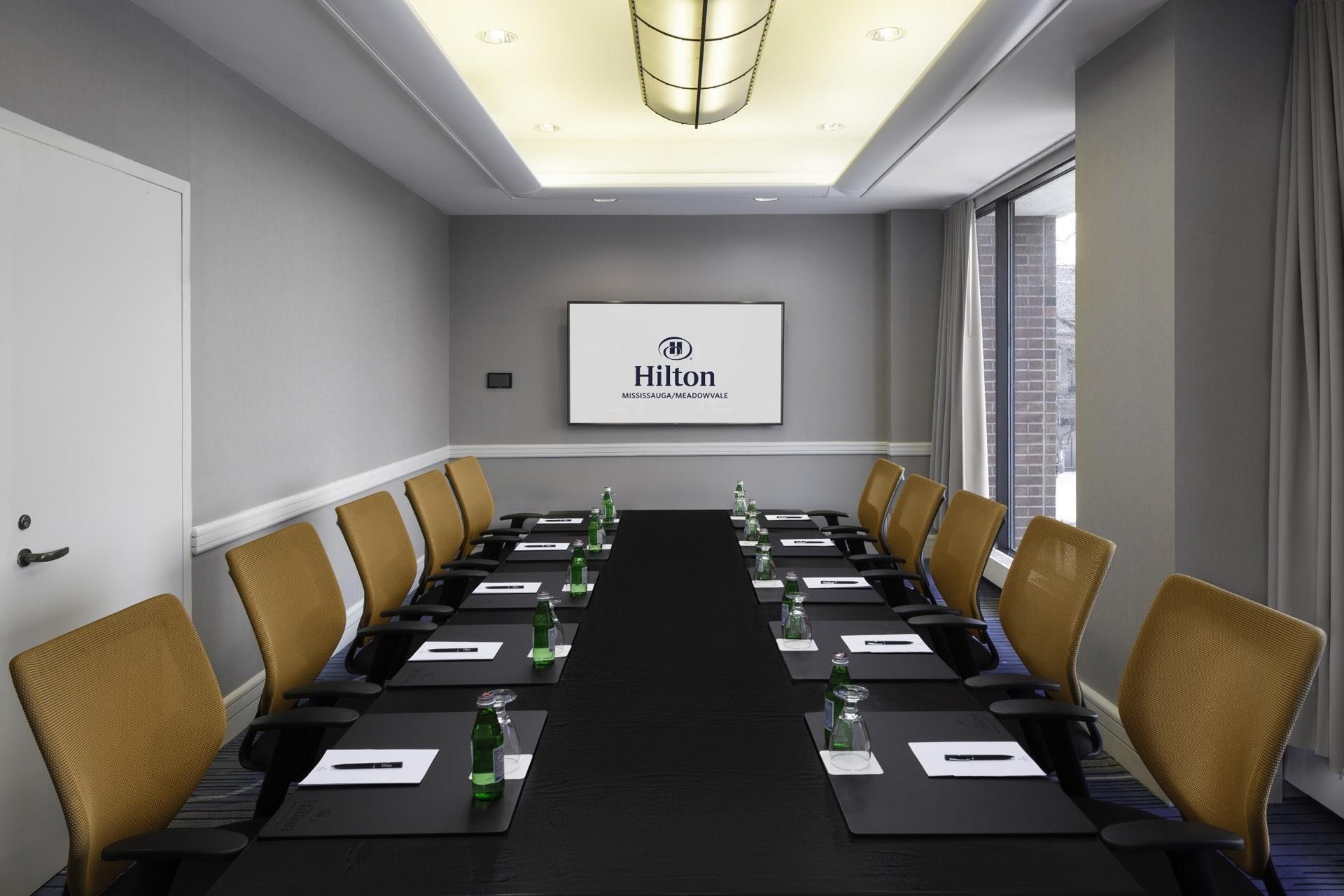 Executive North Studio