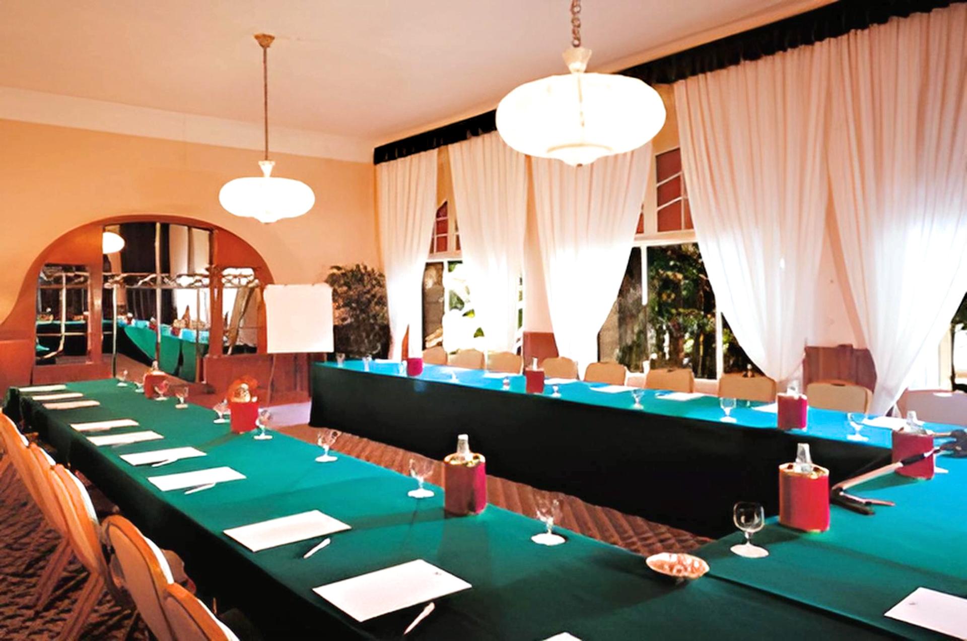 Virgilio Room