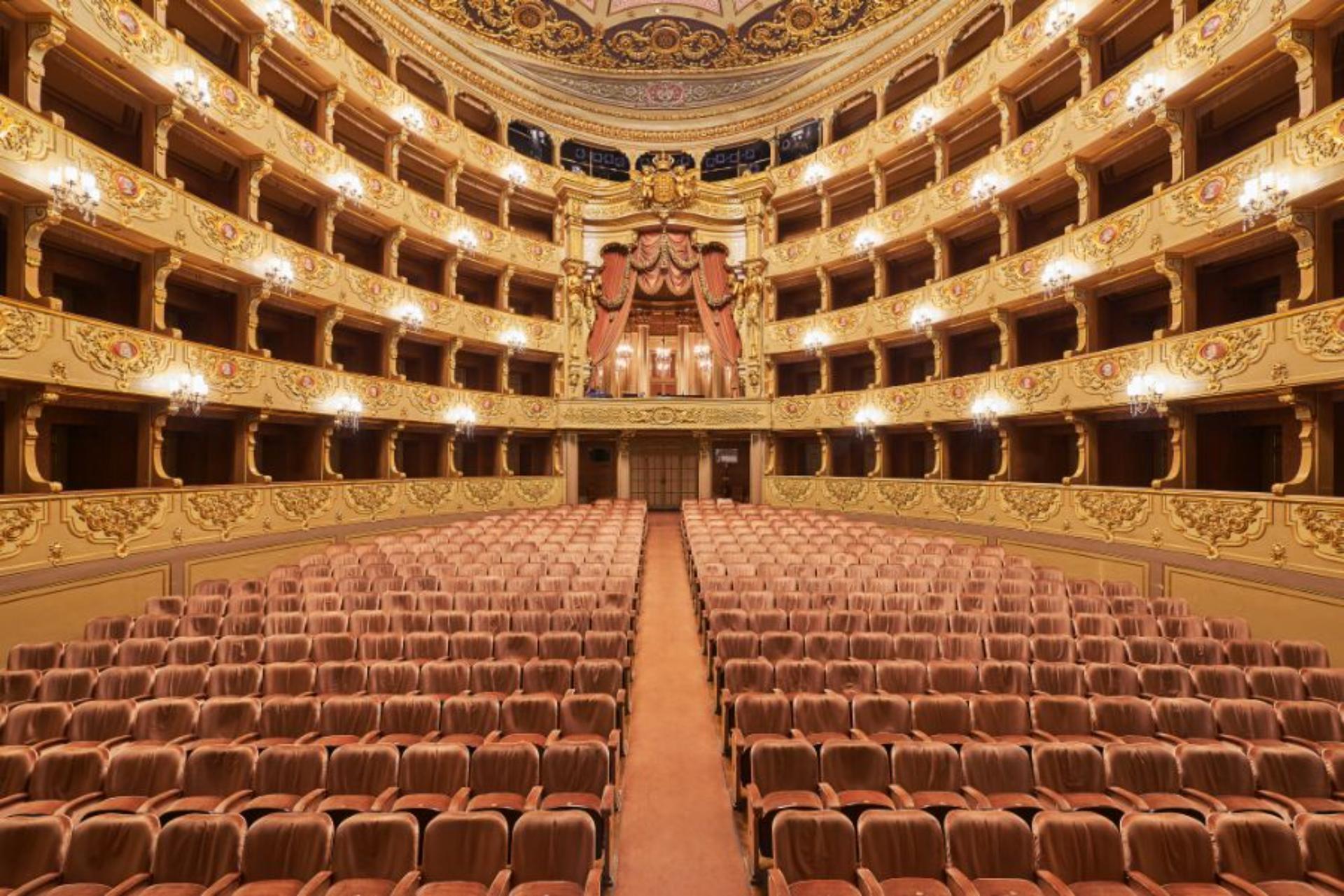Full Buyout Of The Teatro Nacional de São Carlos