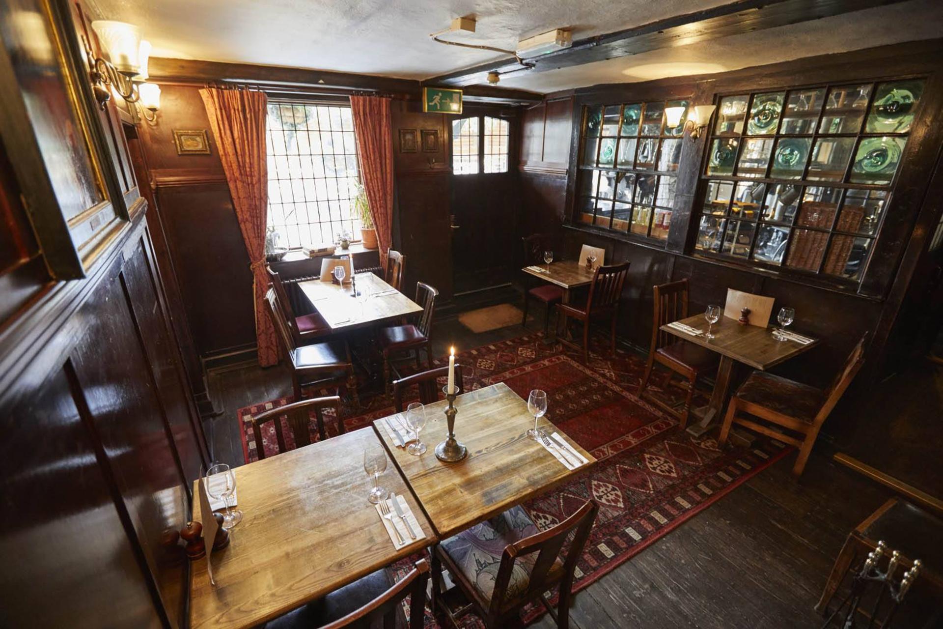 The Committee Room