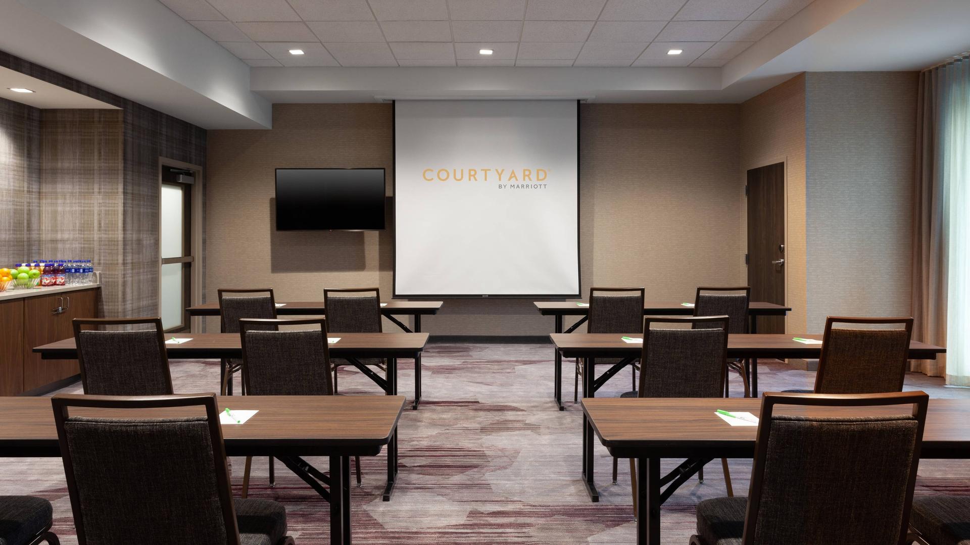 Lake Dexter Room