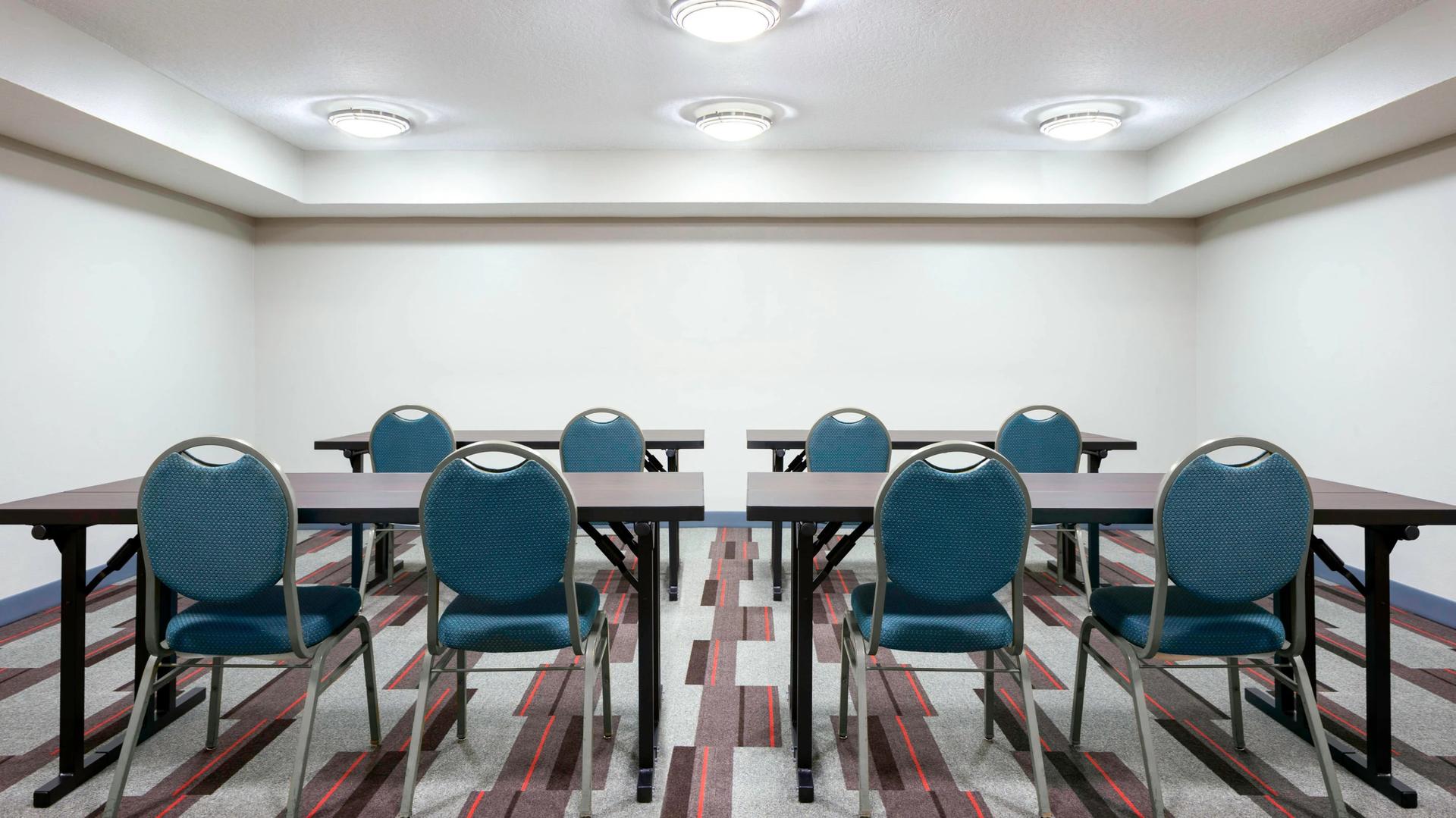 Longboard Room