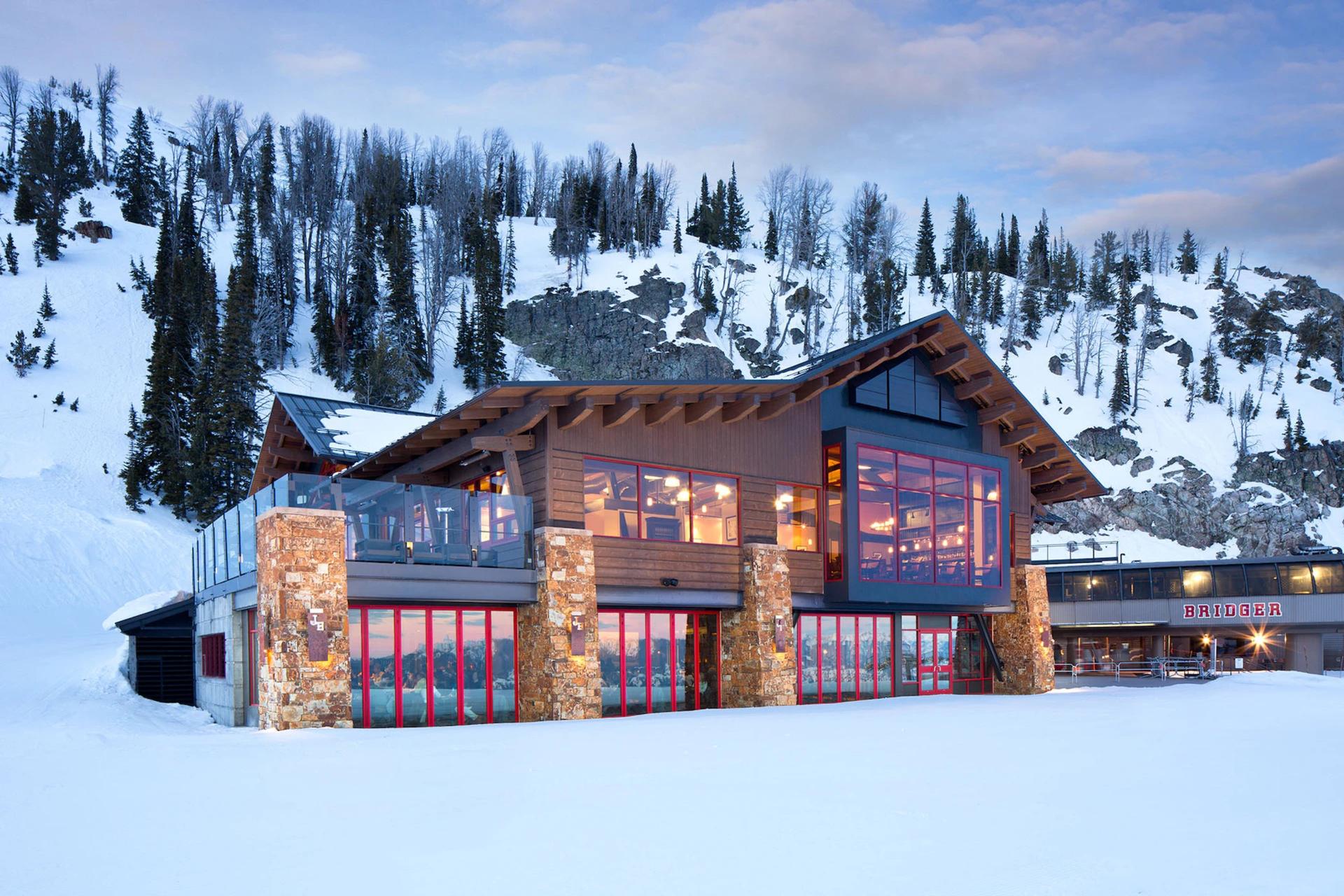 Rendezvous Lodge