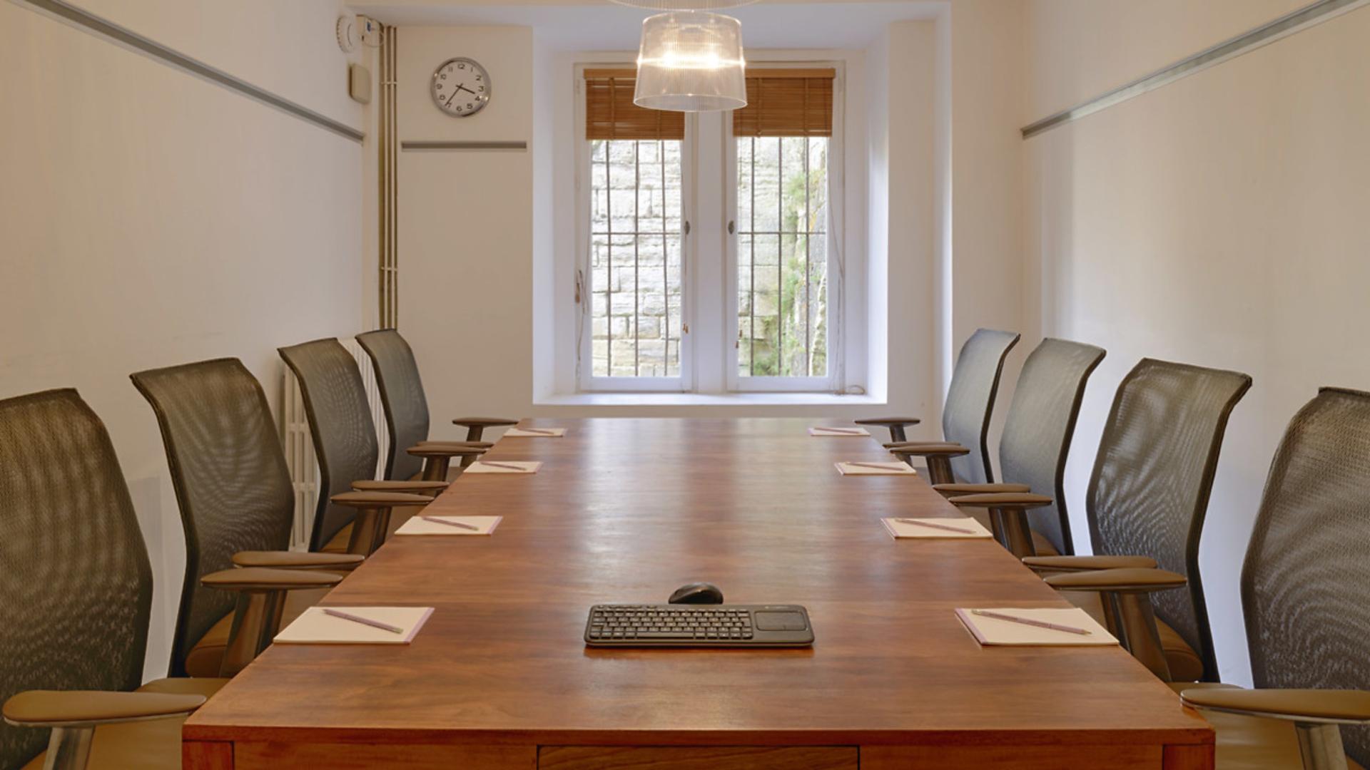 Boardroom VII