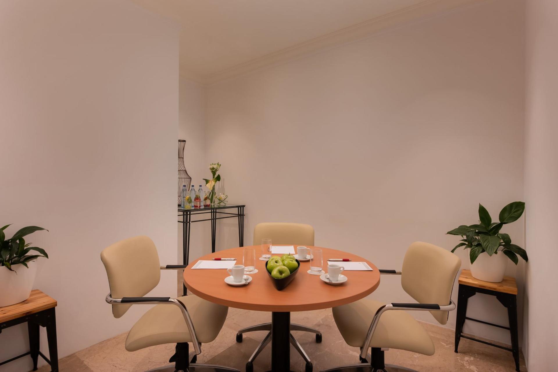 Executive Boardroom 2