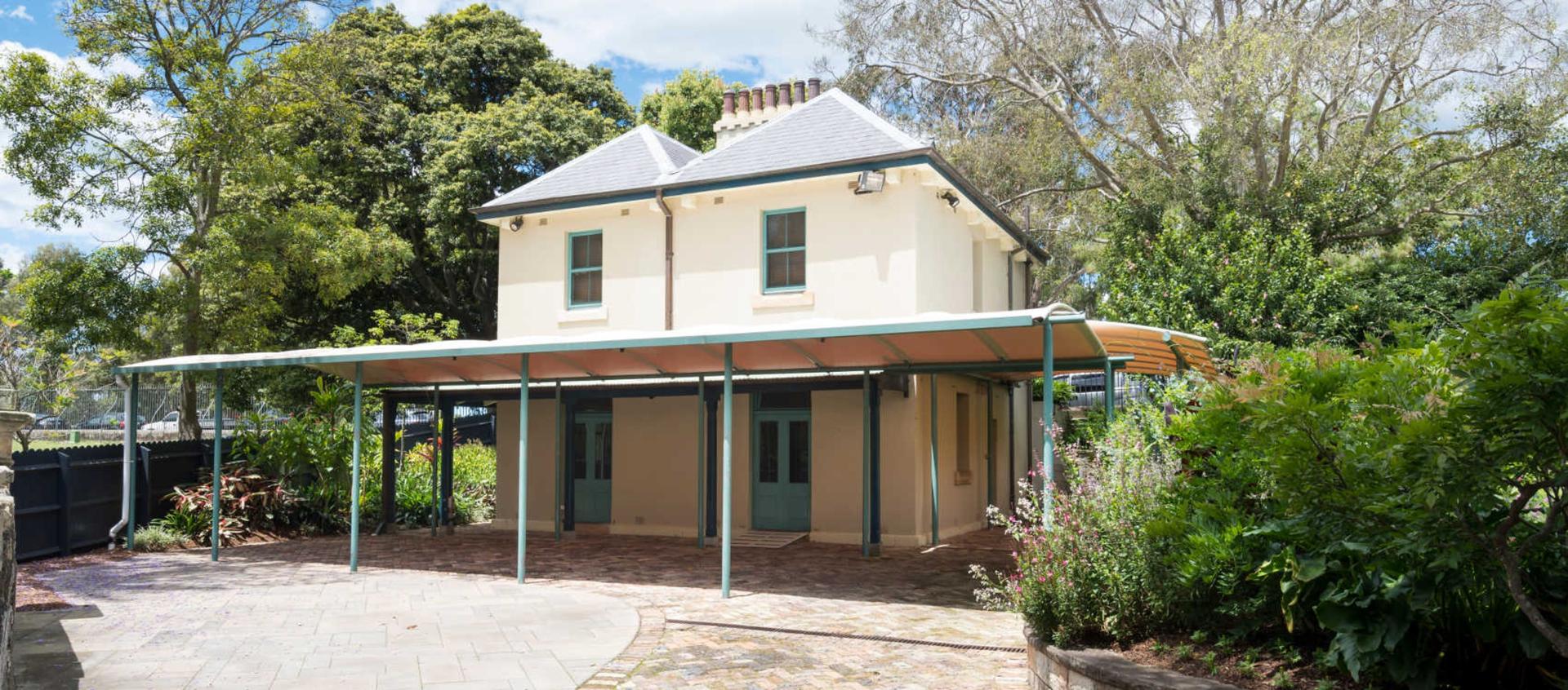 Lion Gate Lodge