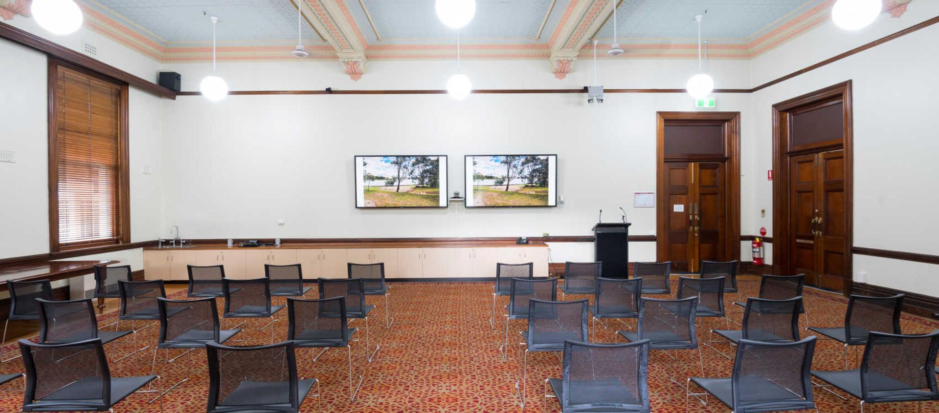 Maiden Theatre