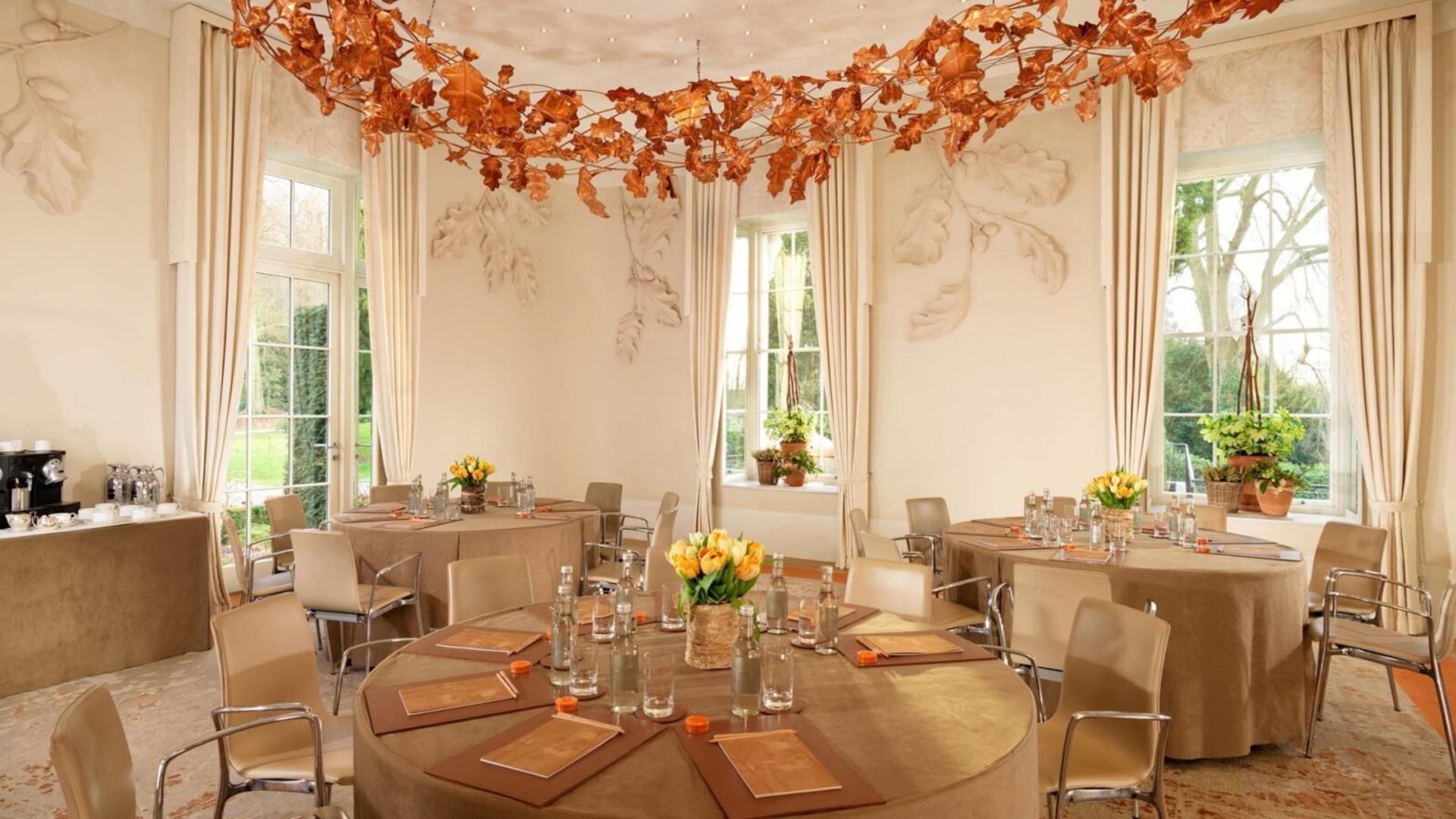Oak Room