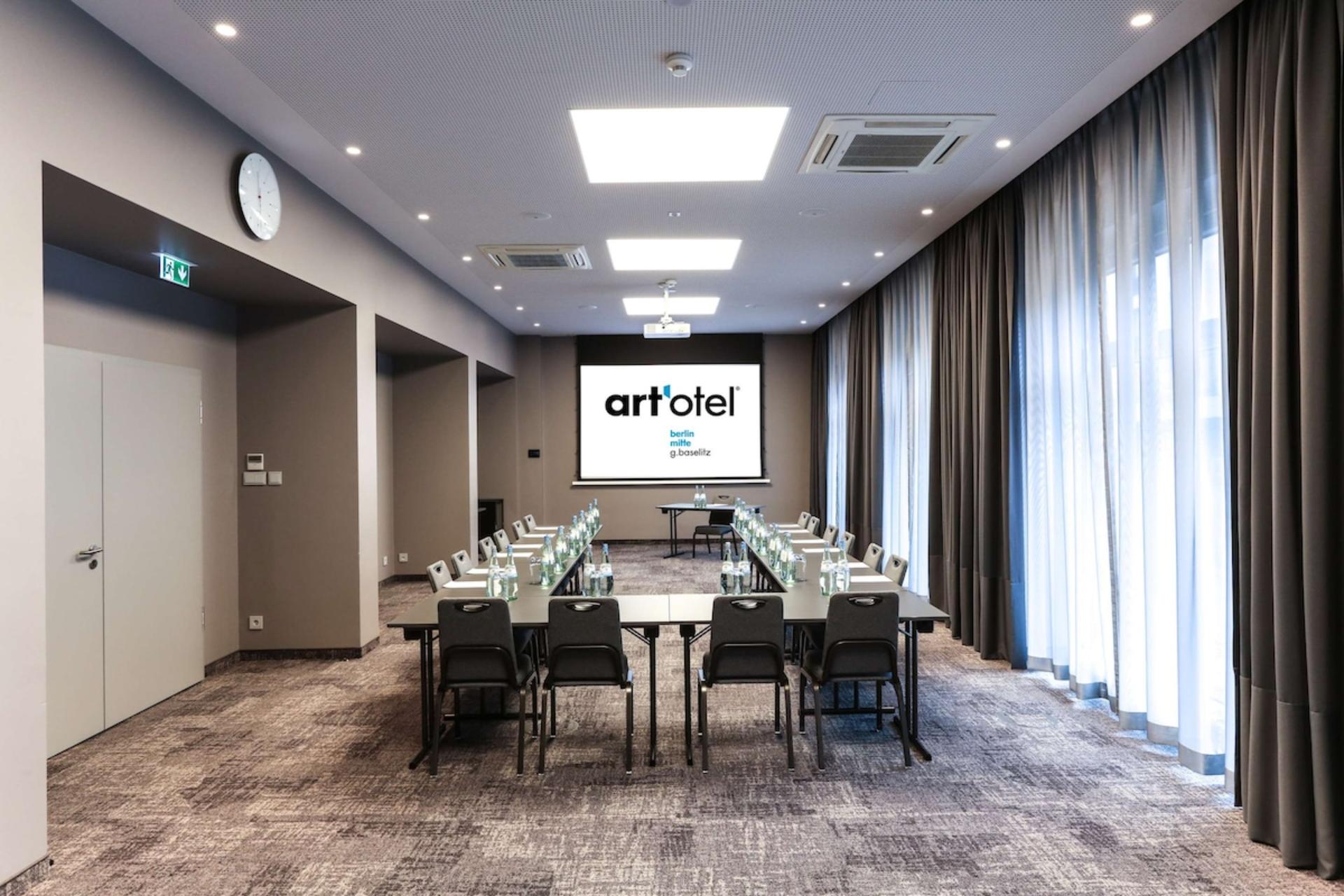 Heroes Meeting Room