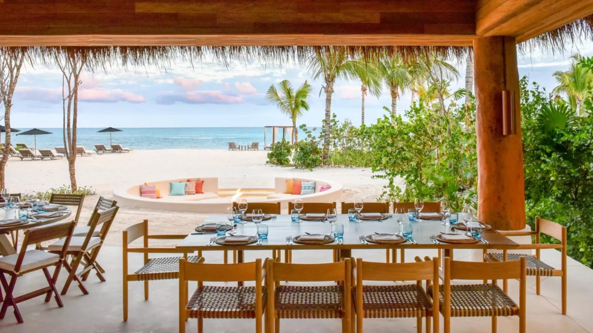 La Palapa at Aquí Me Quedo 