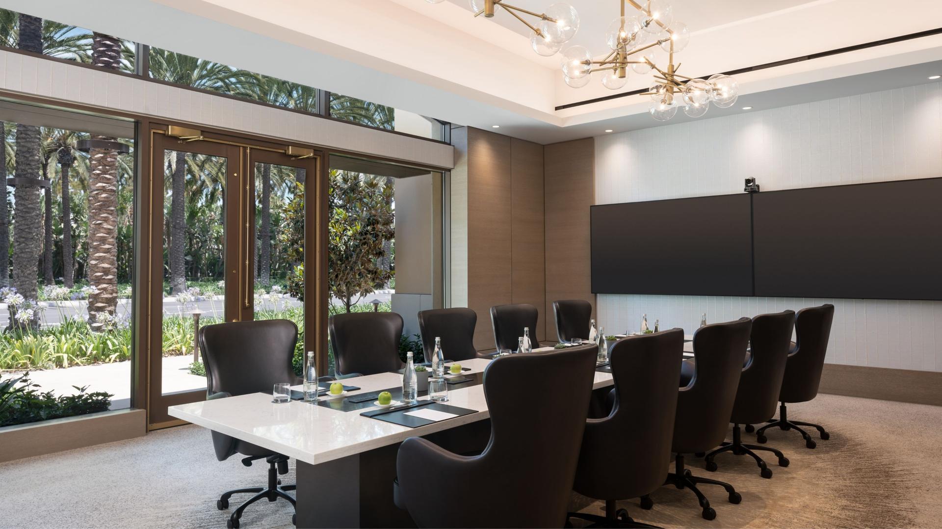 Caramia Boardroom