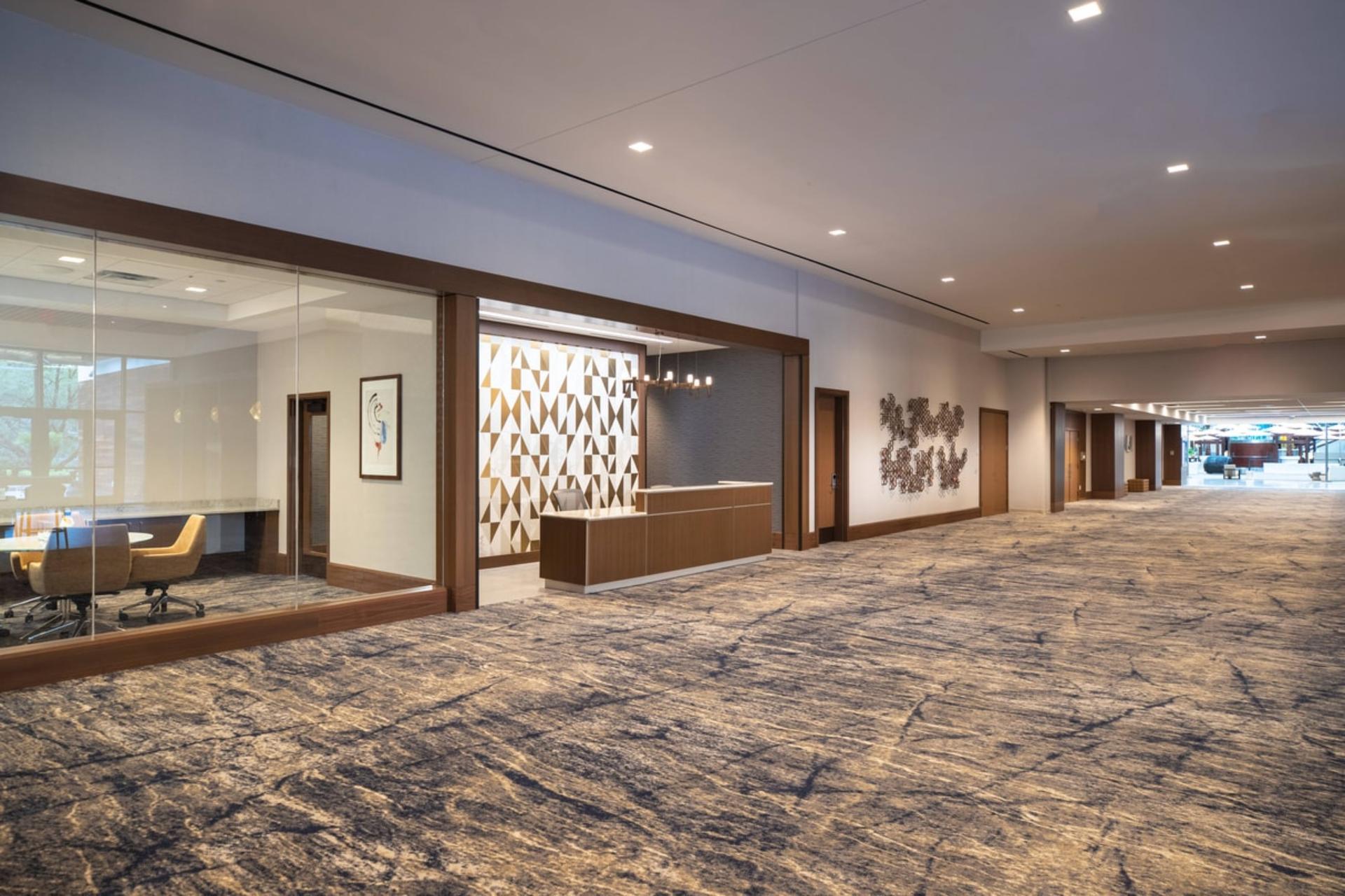 Peninsula Foyer 1-3