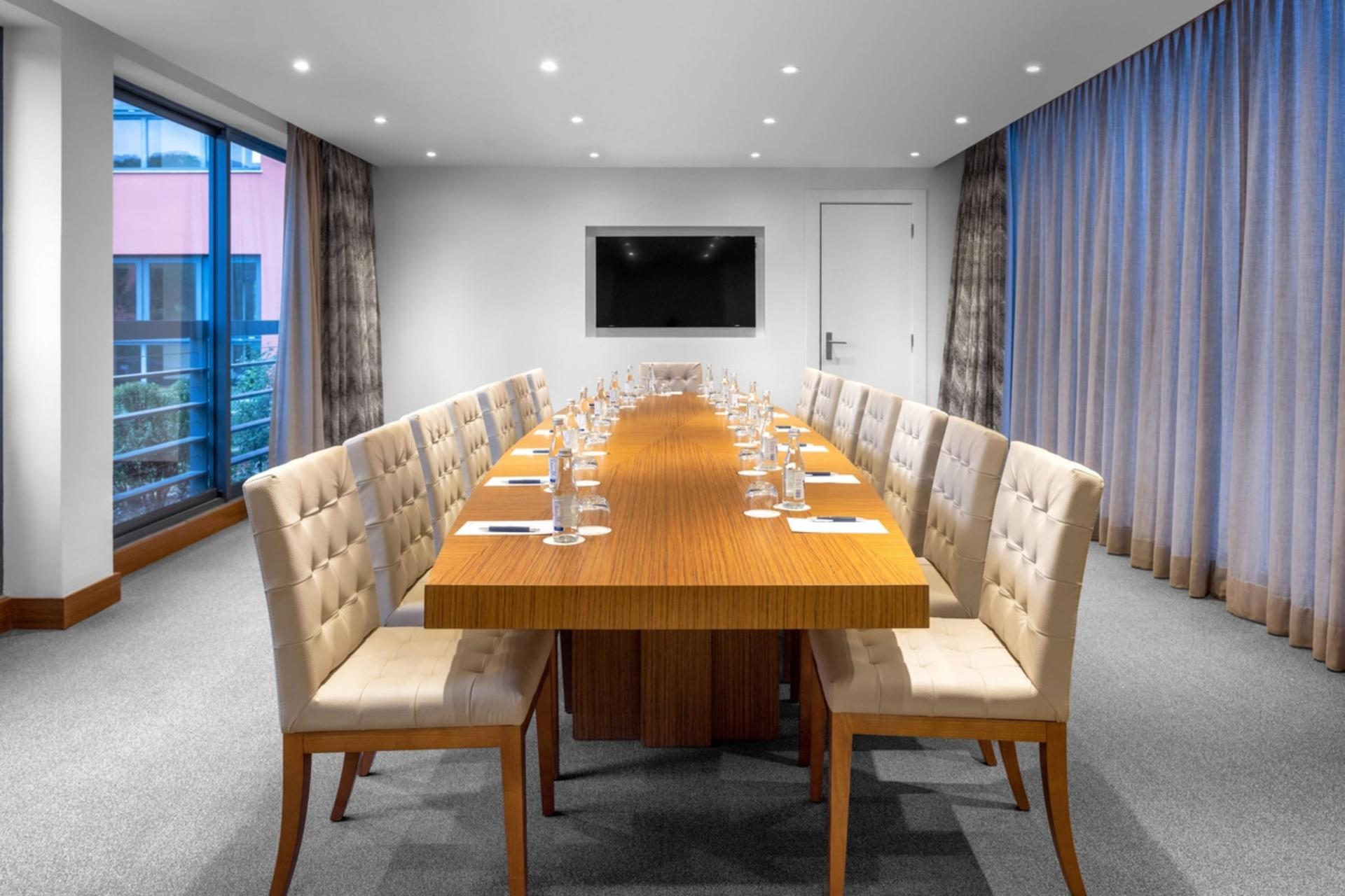 Fusion Boardroom	