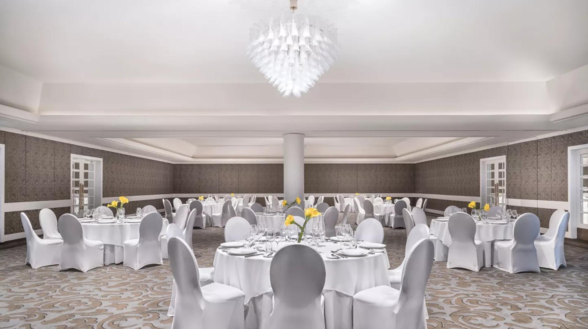 Crystal Room 2