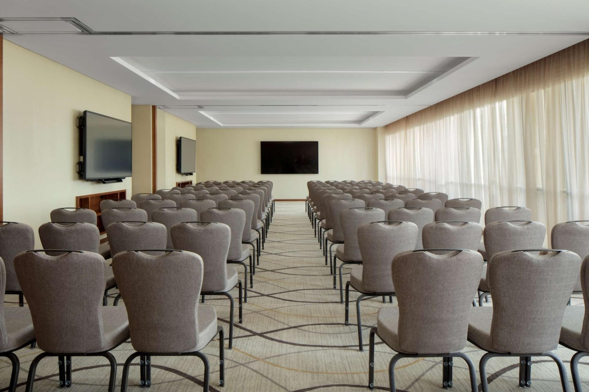 Gold Meeting Room