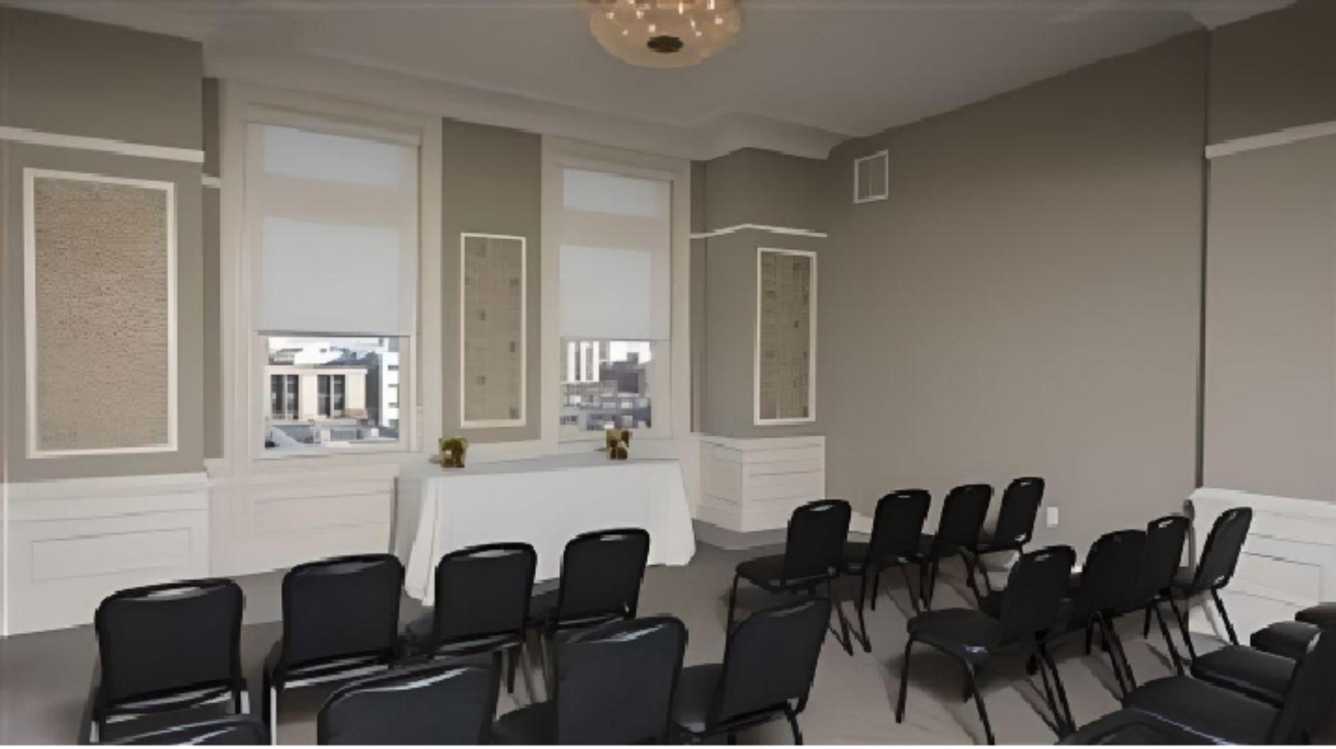 Henry Clay - Fleur de Lis Salon
