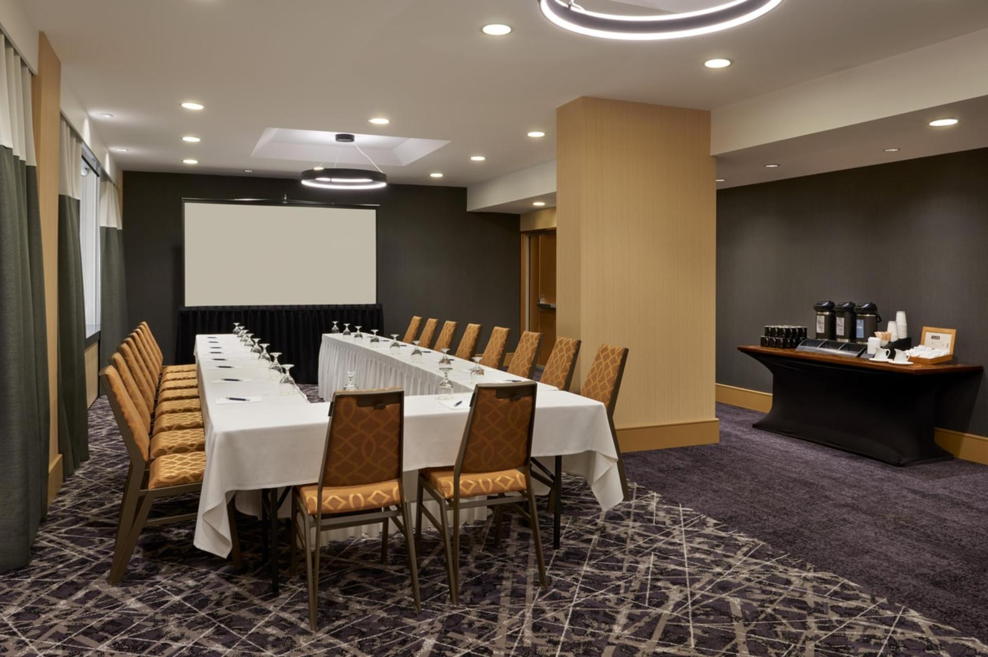 Salon D	