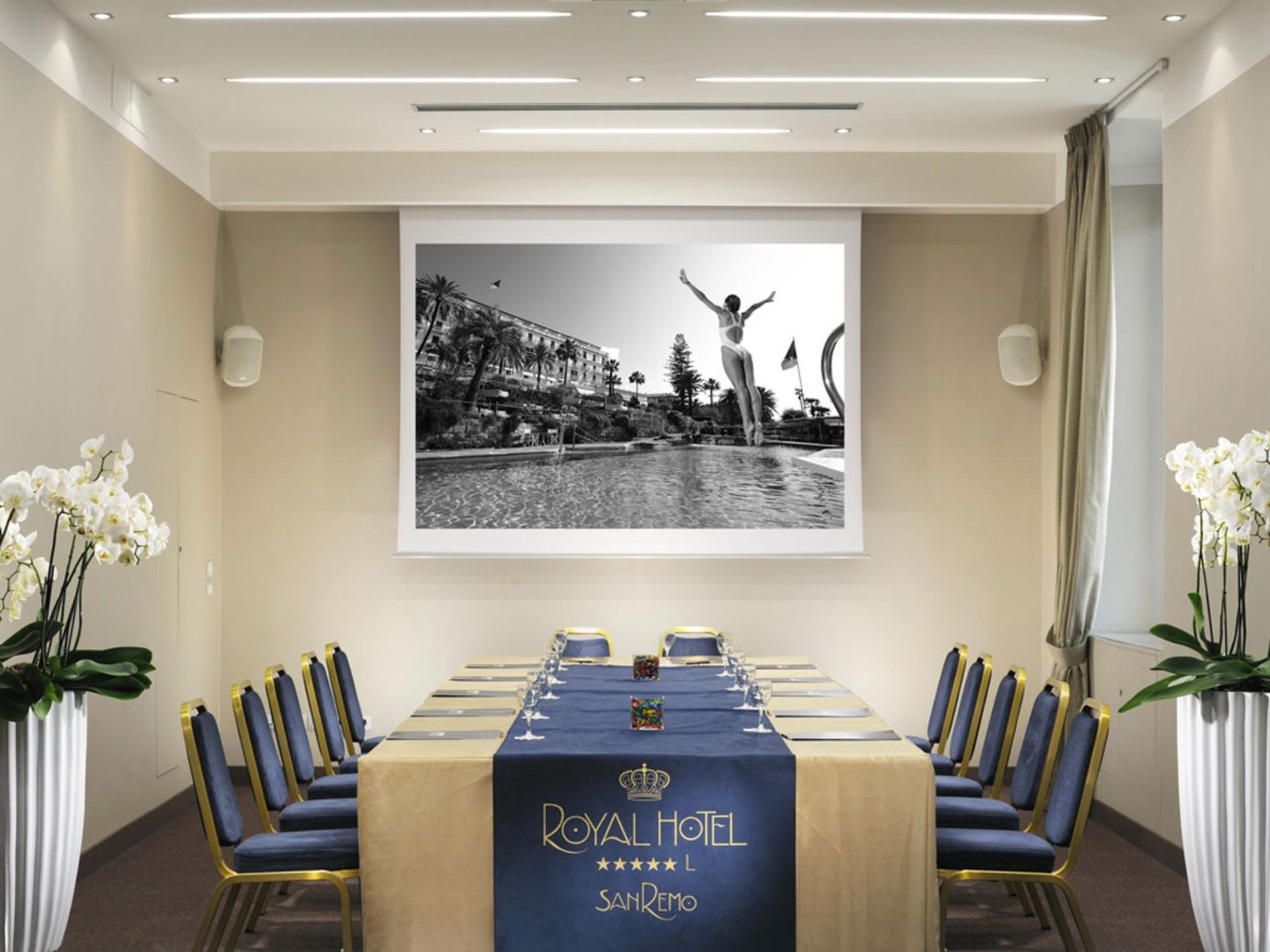 Mimose Room East