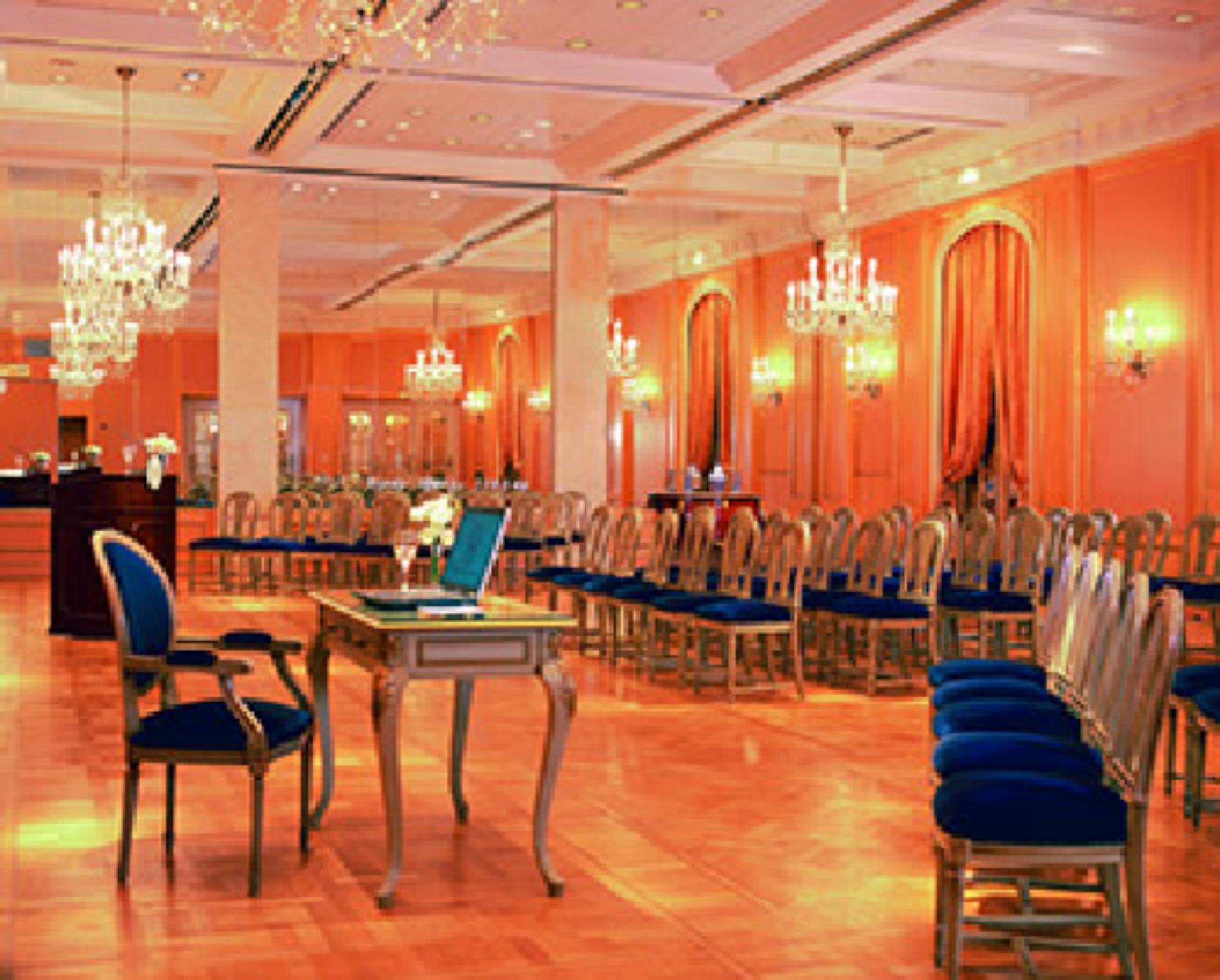 Emperatriz Room