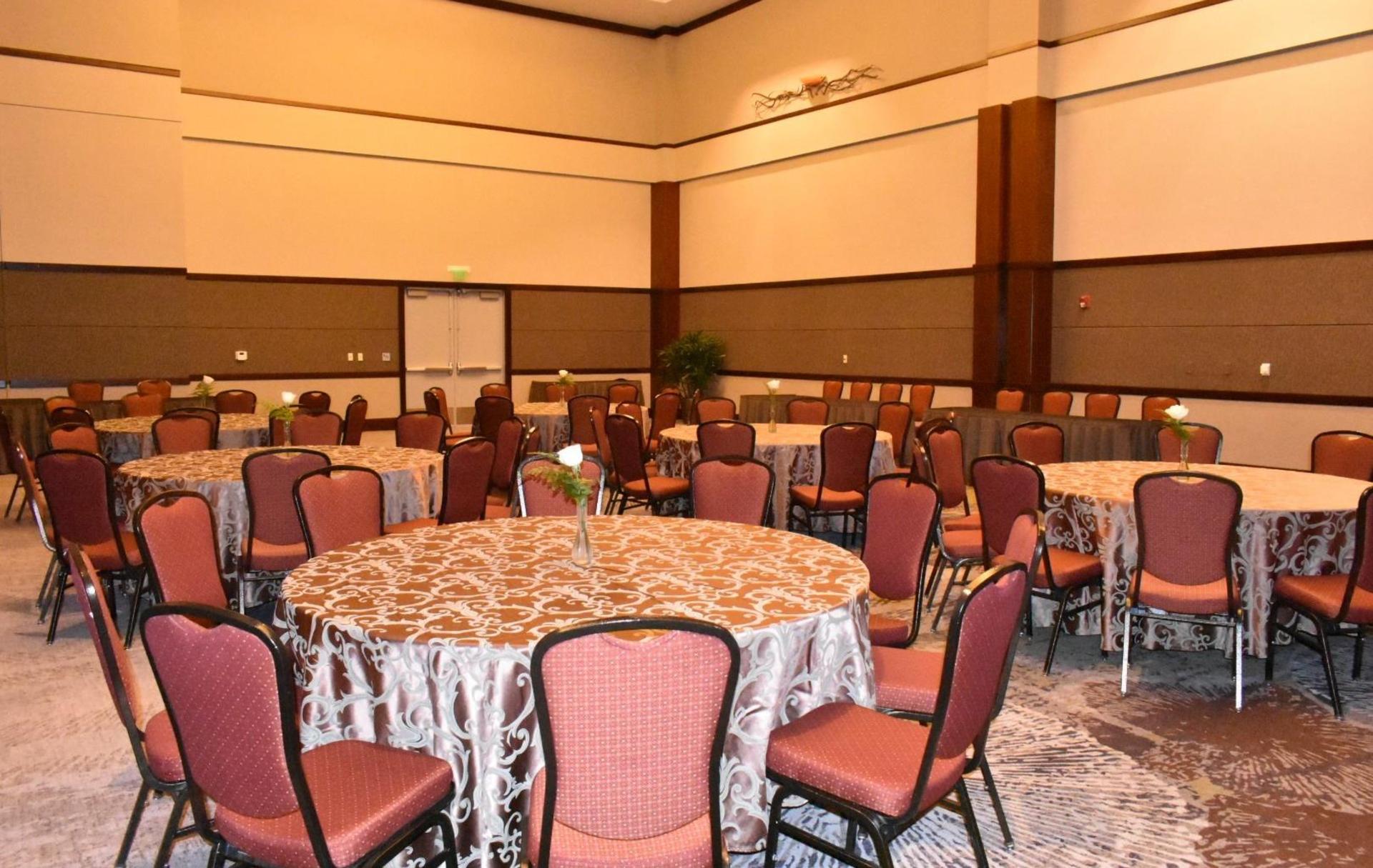 Ballroom C3