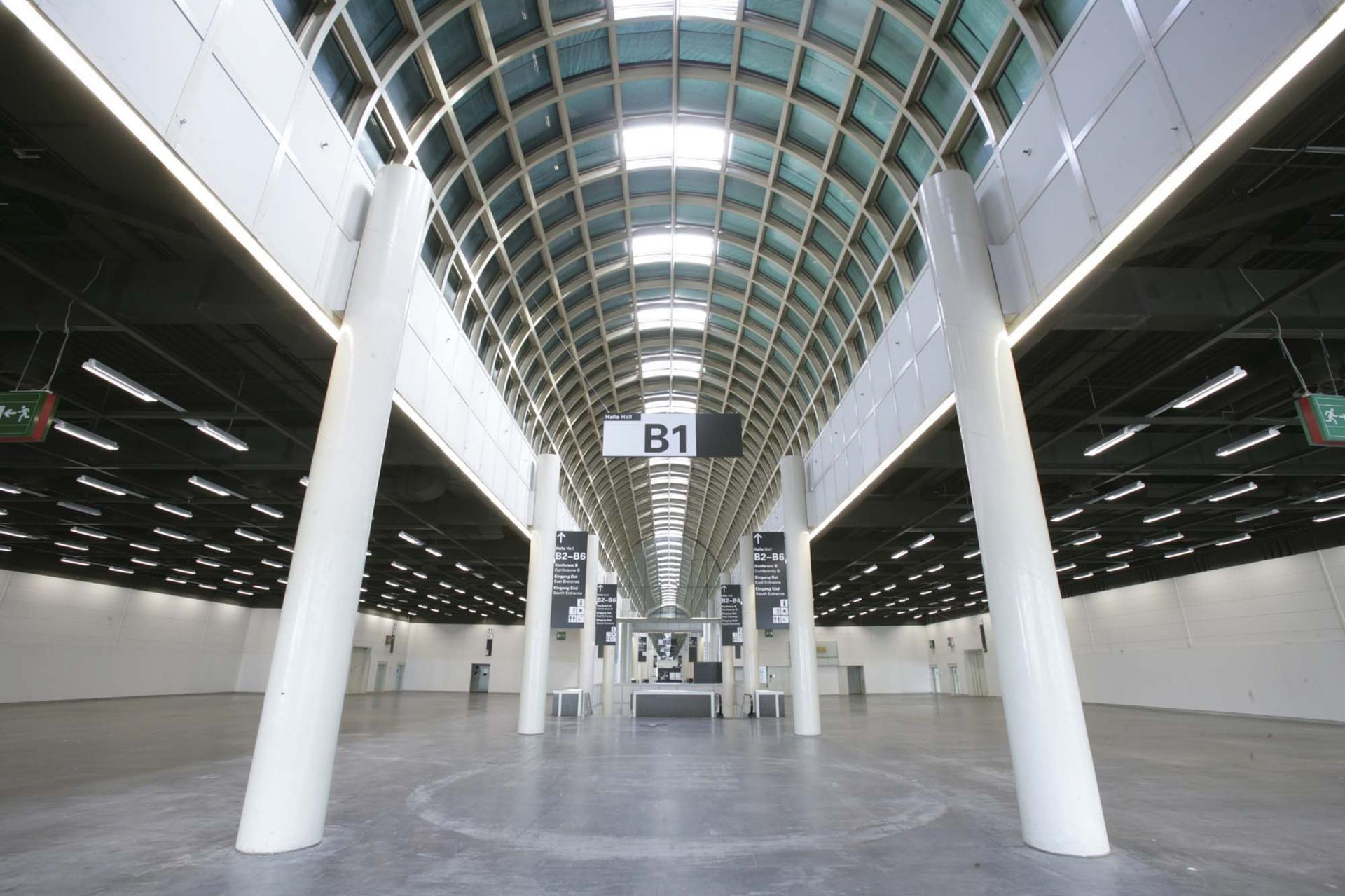 Hall B1 UF