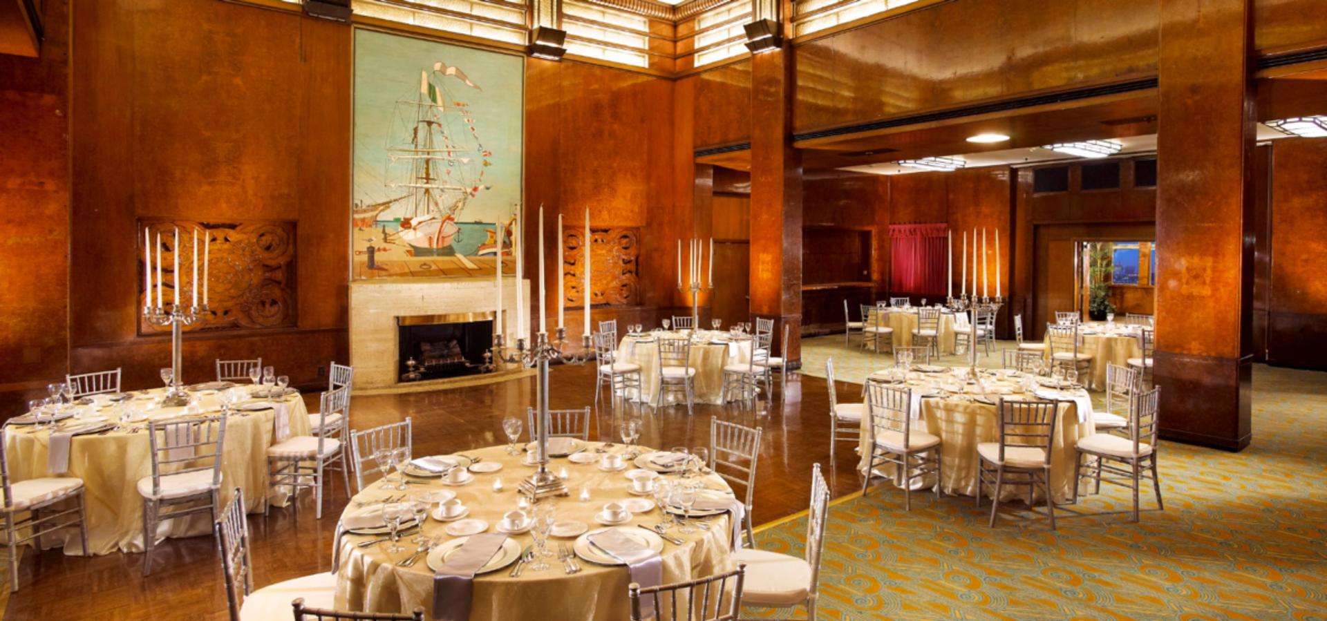 Royal Salon