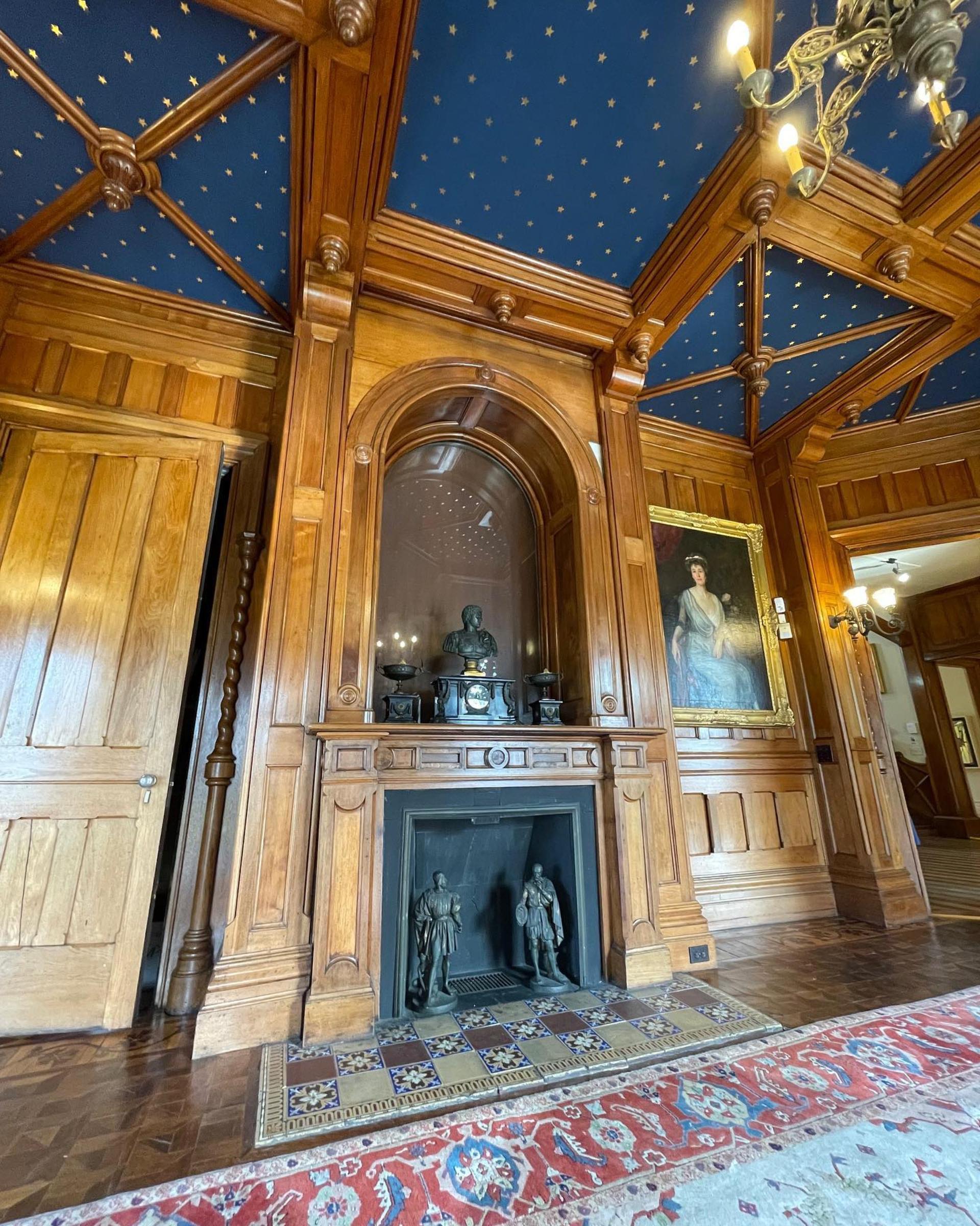 Blue Room and Parlor Gallery