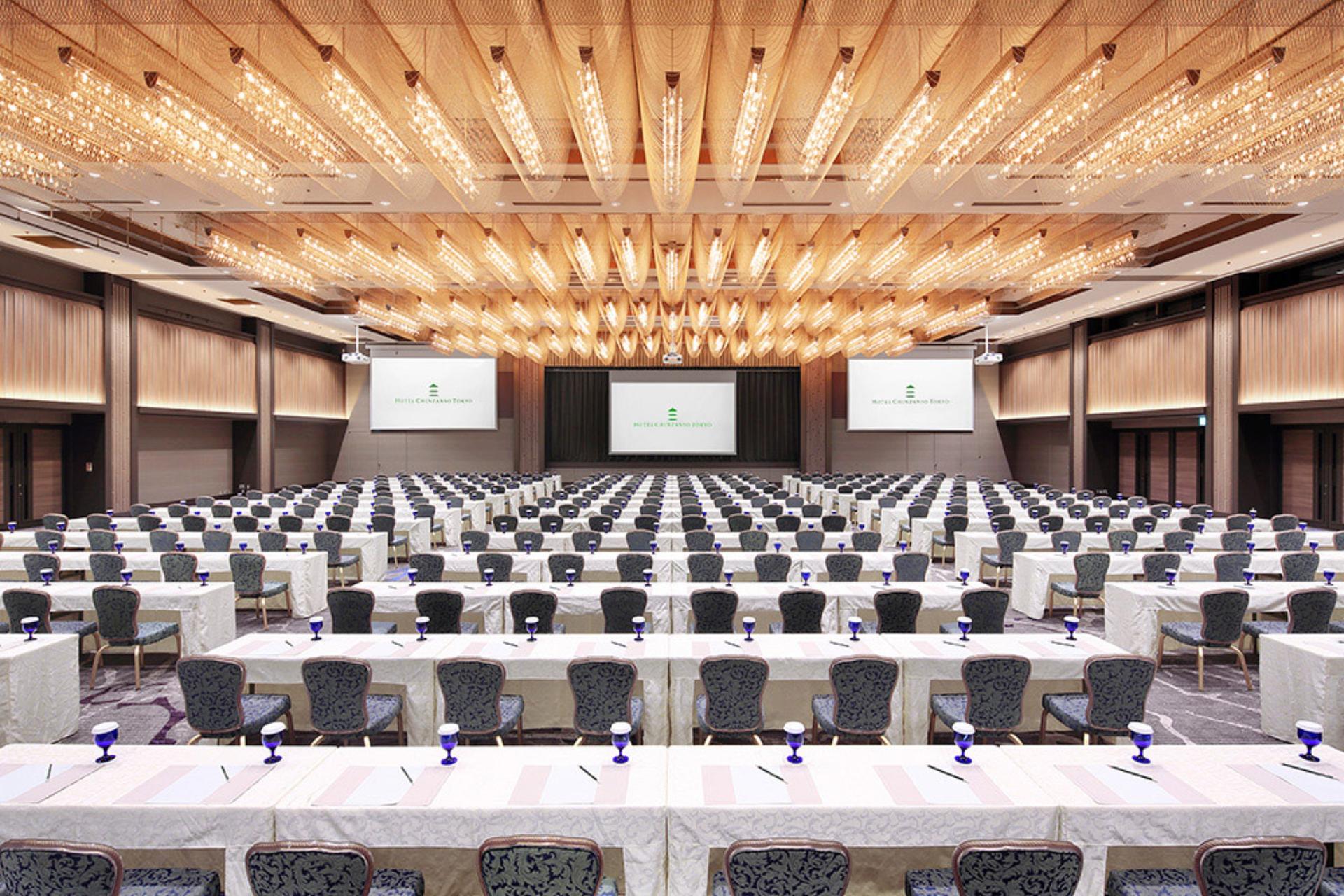 Grand Hall Tsubaki 1