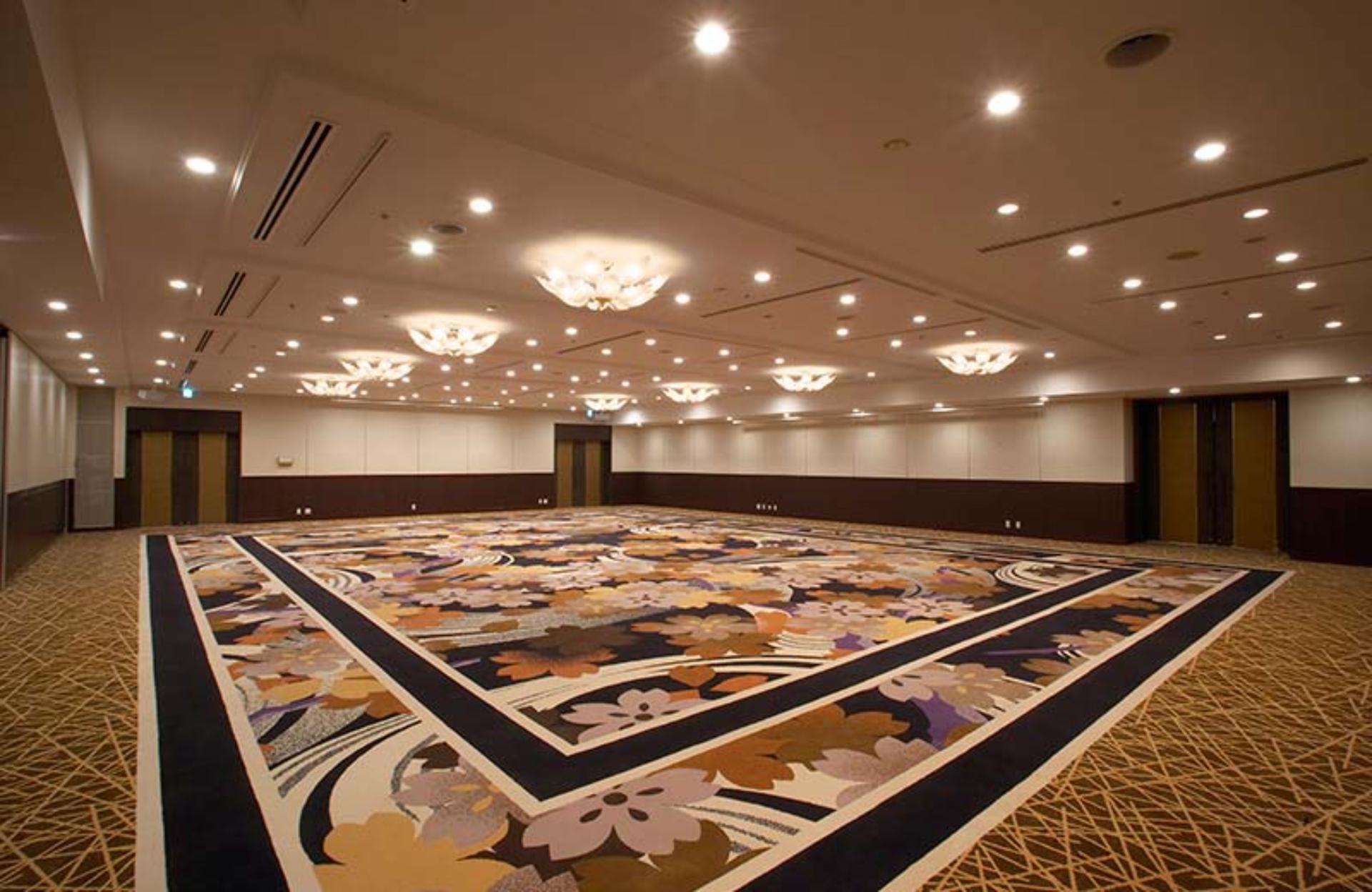  Crown Room