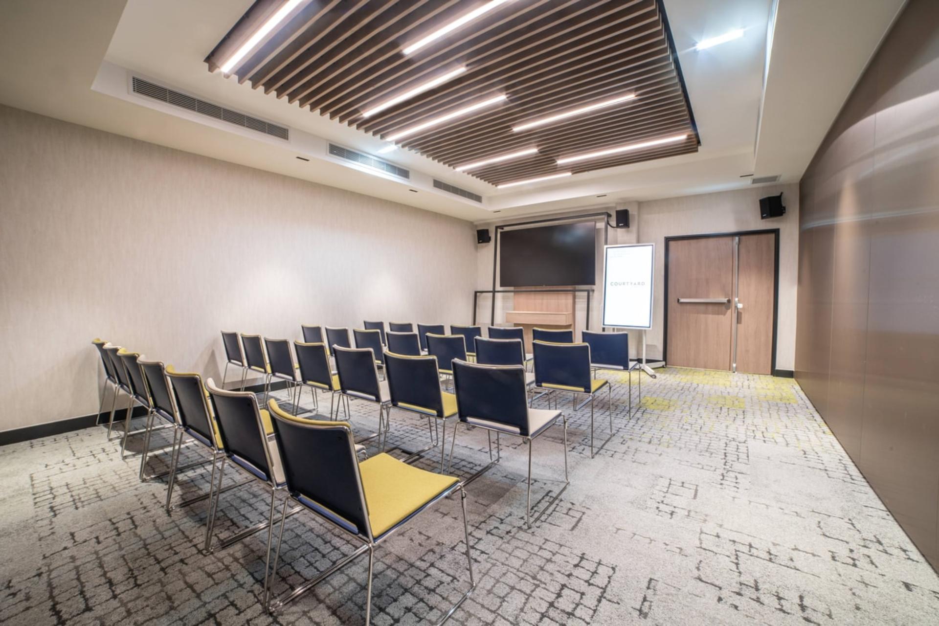Hall 6