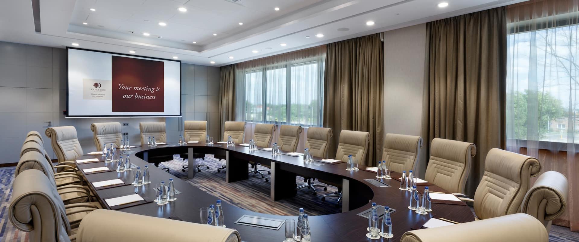 Wawer Boardroom