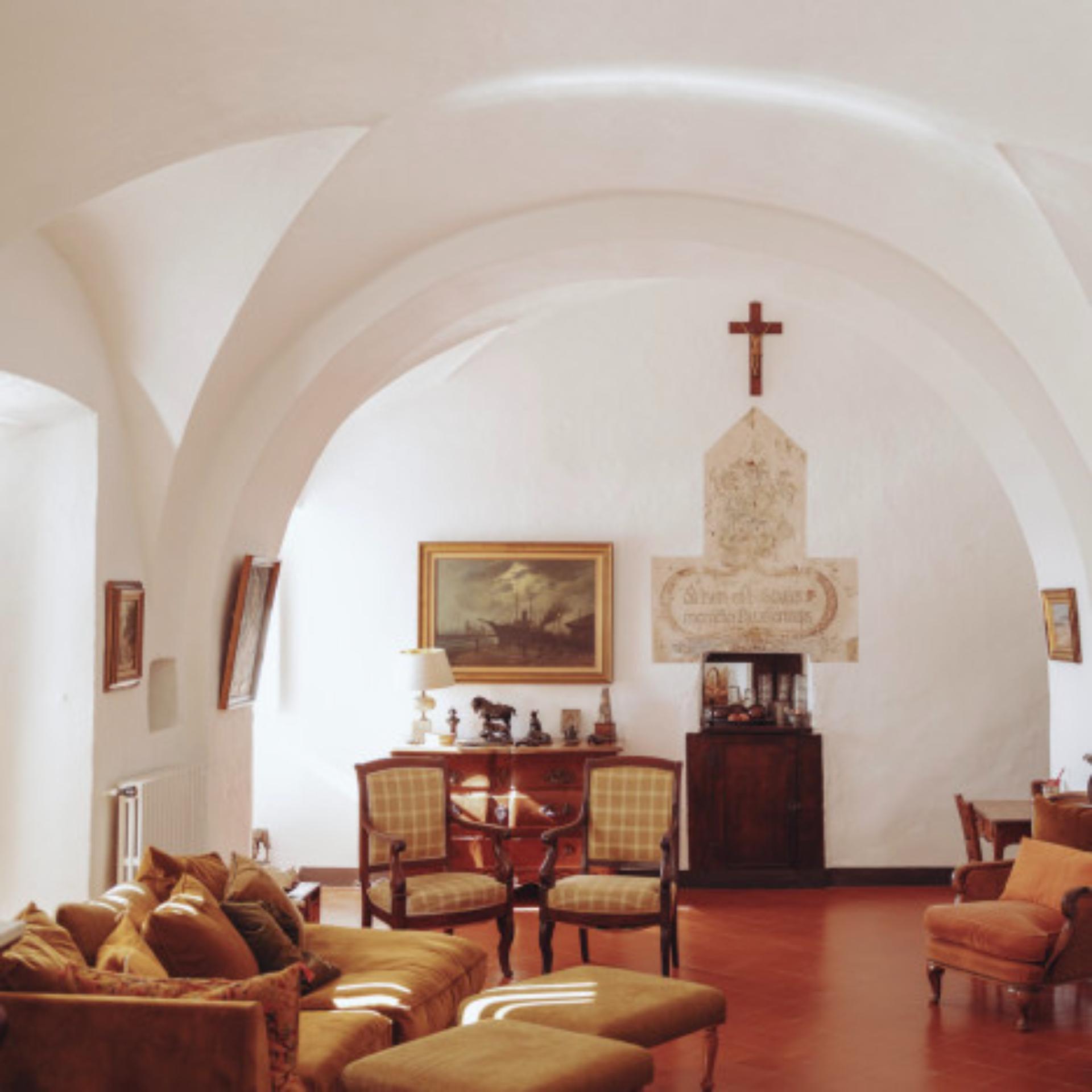 Grand Salon & Patio