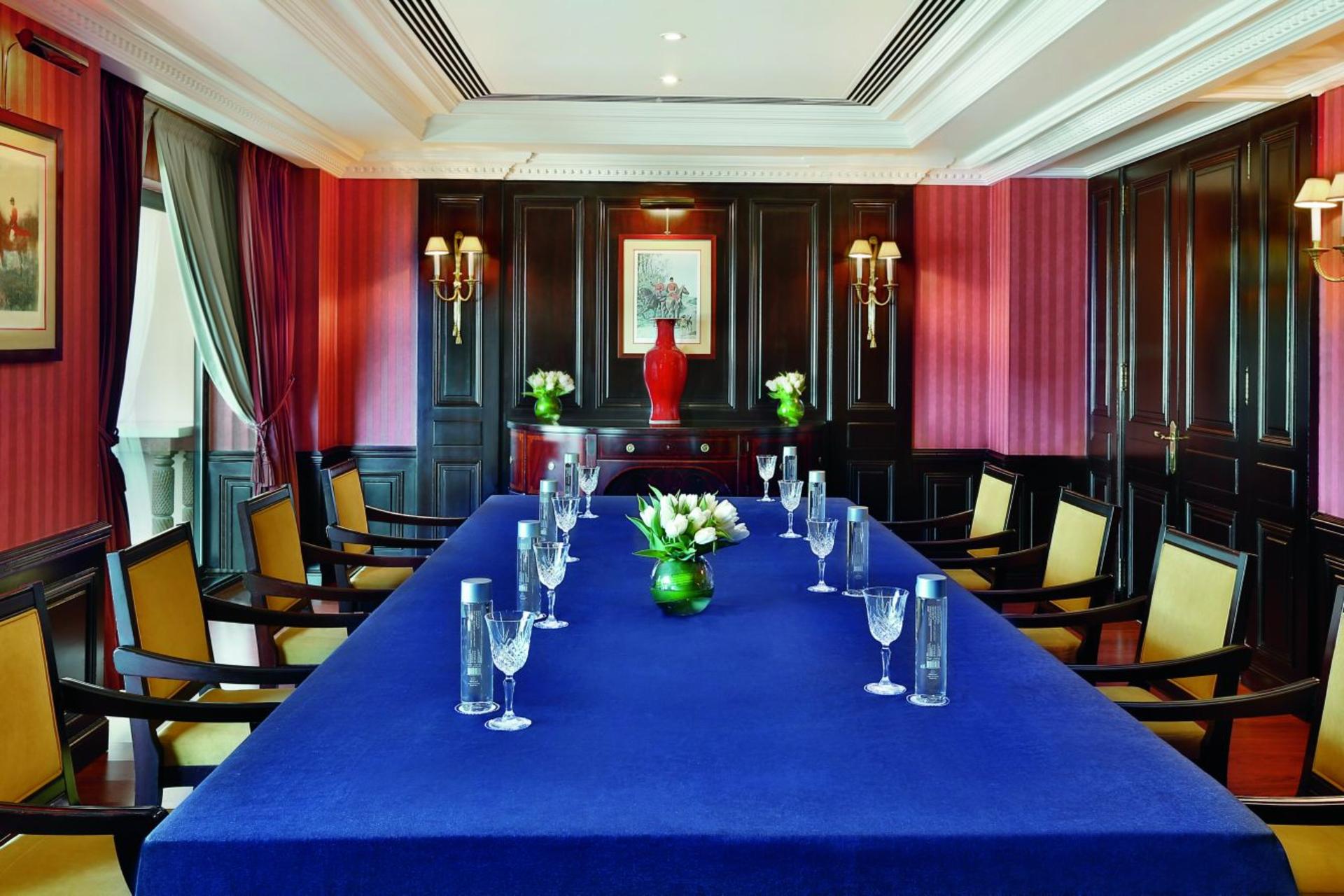 Boardroom 2