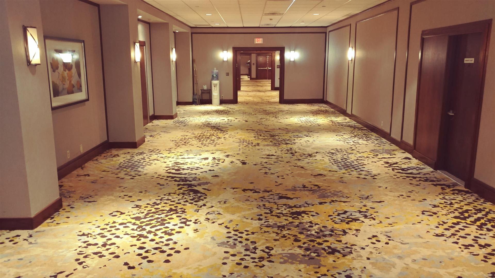 Glen Foyer