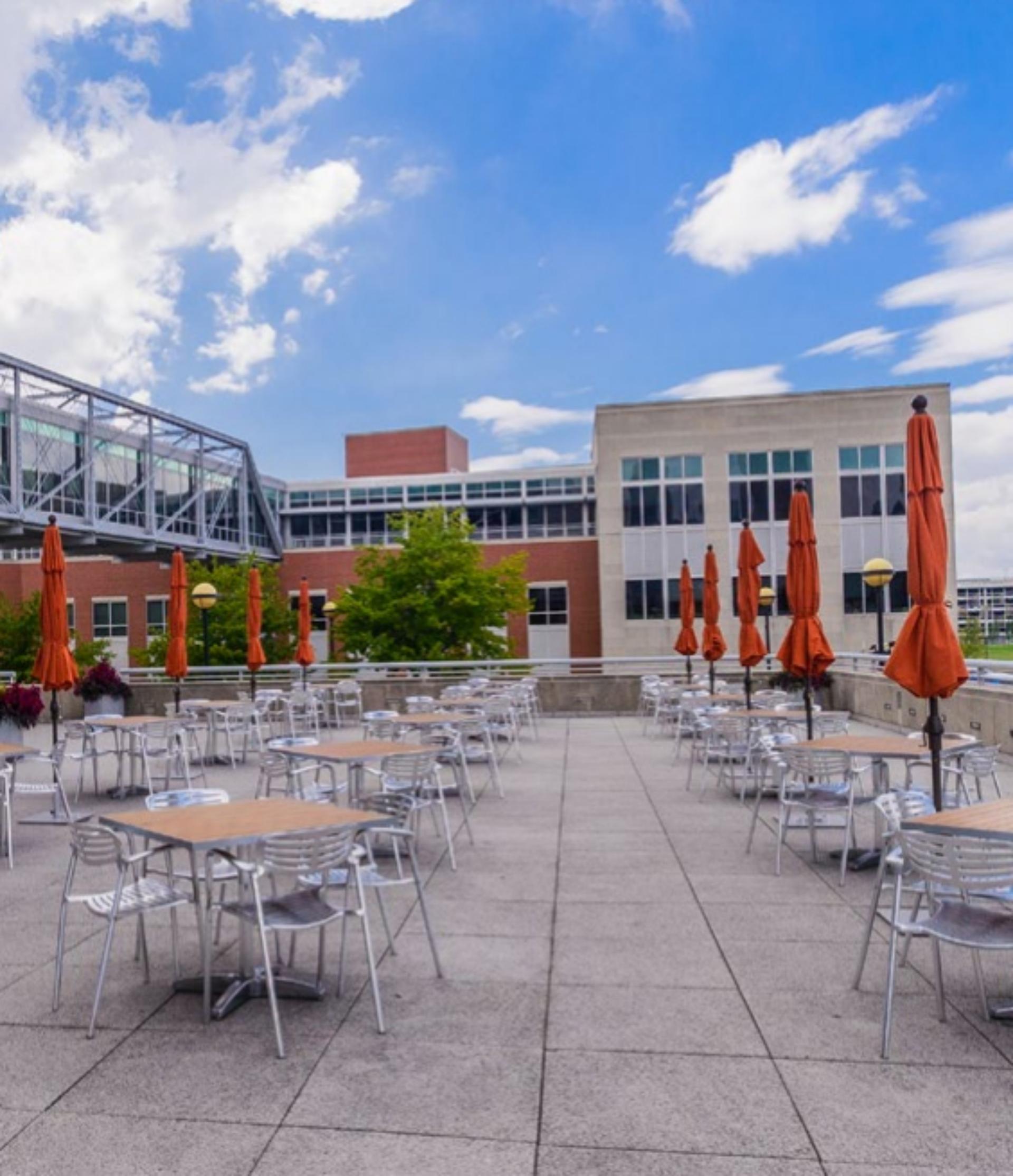 Farmers Market CafÉ & Terrace