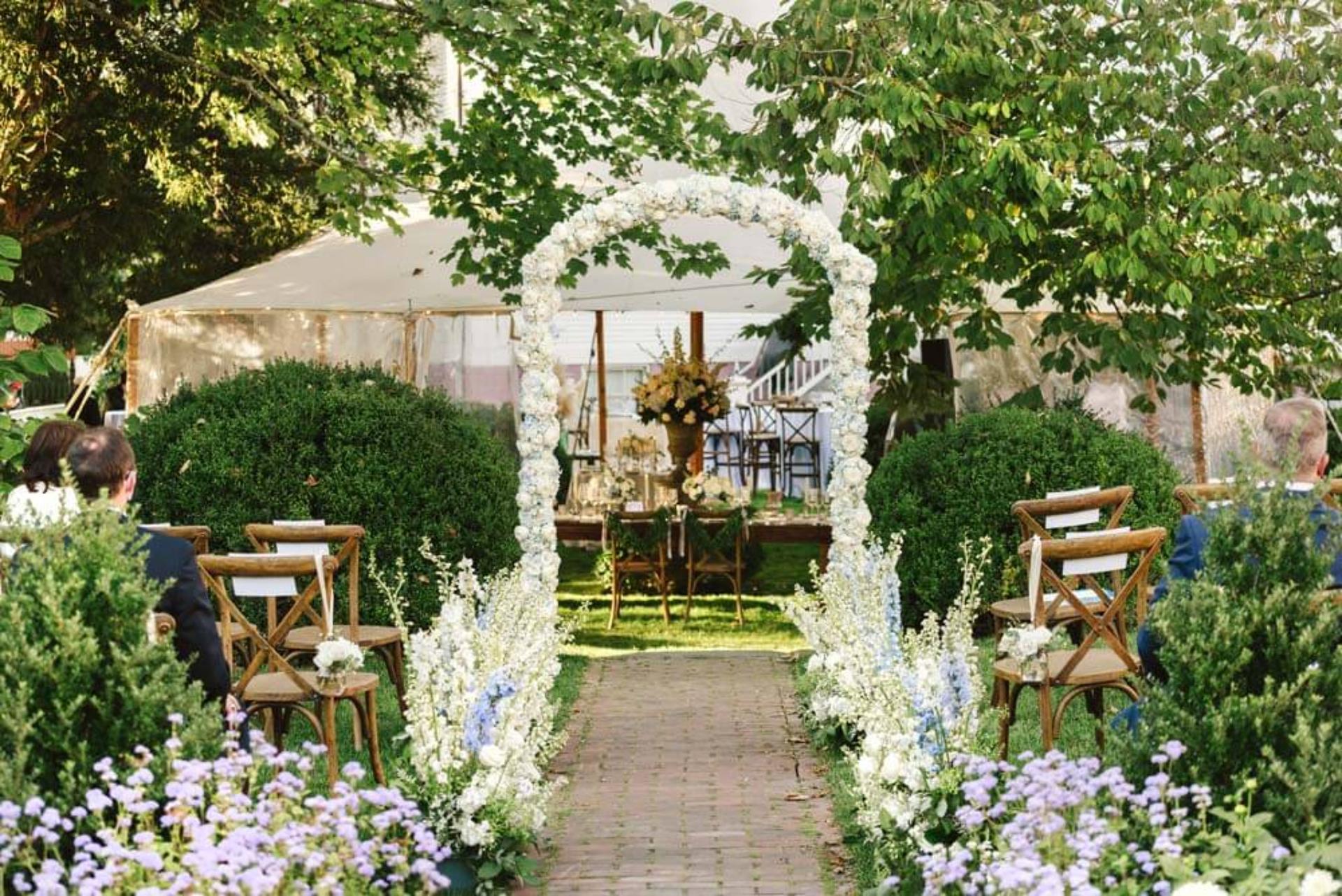 Full Buyout of The Hadwen House Garden