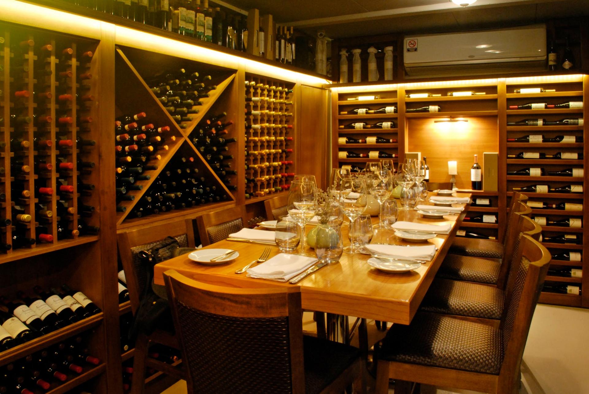 Dinatoire Cellar