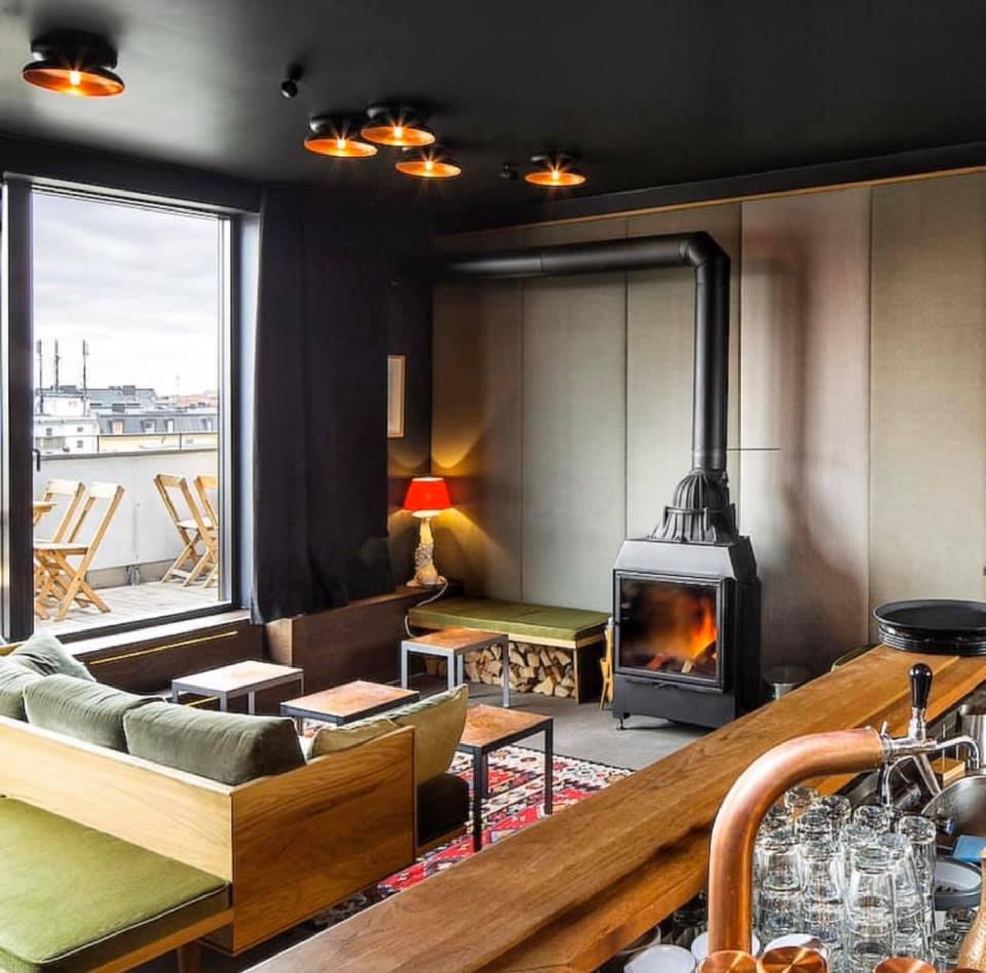 Full Buyout of Flushing Meadows Bar