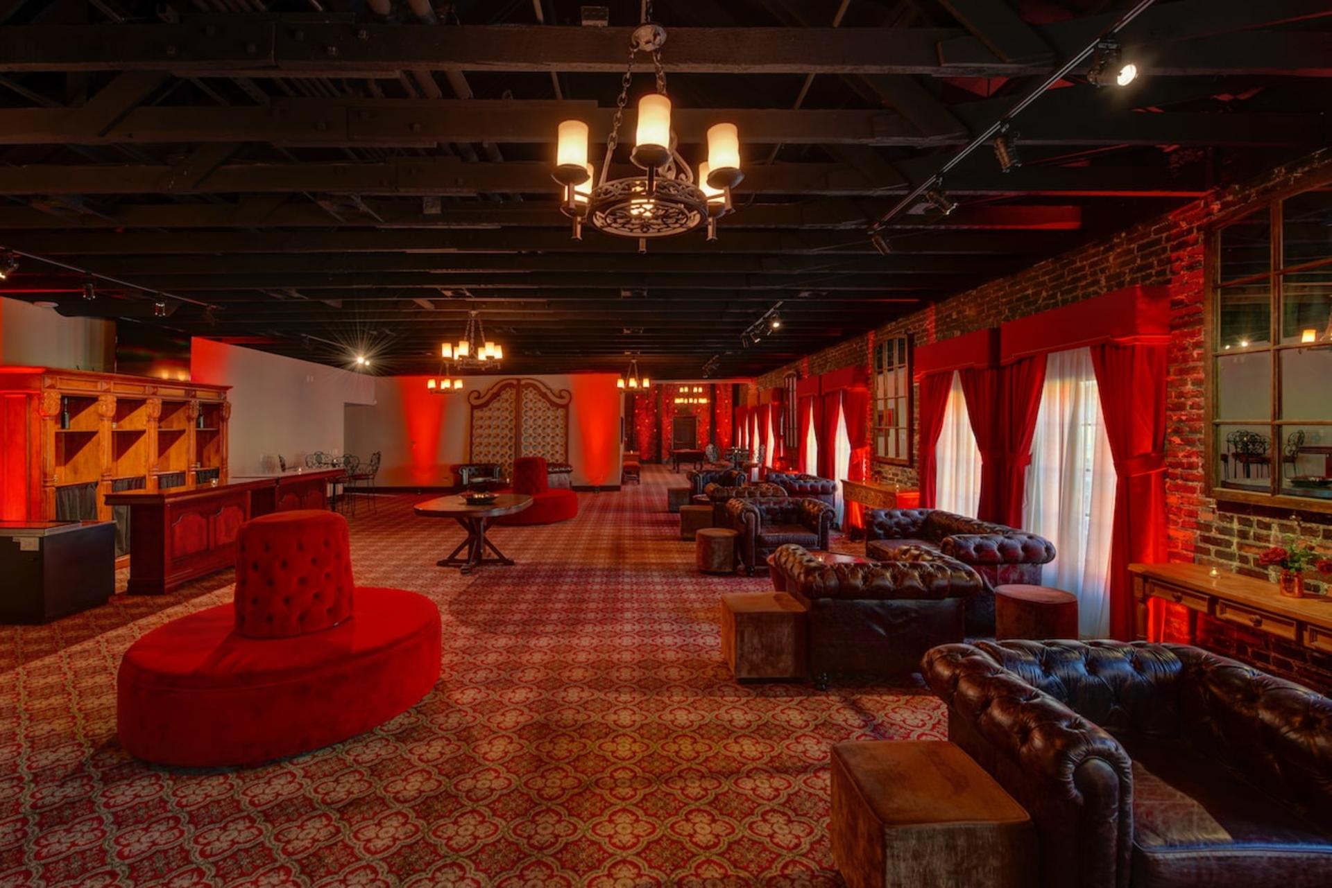 Encore Room