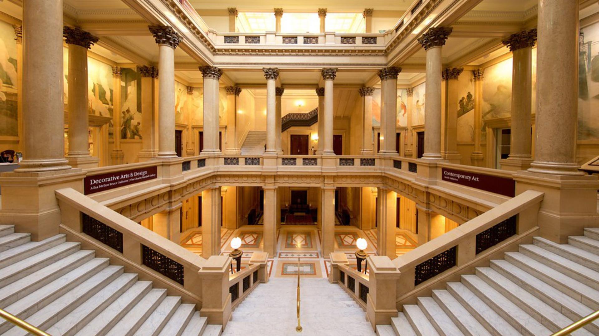Grand Staircase Mezzanine