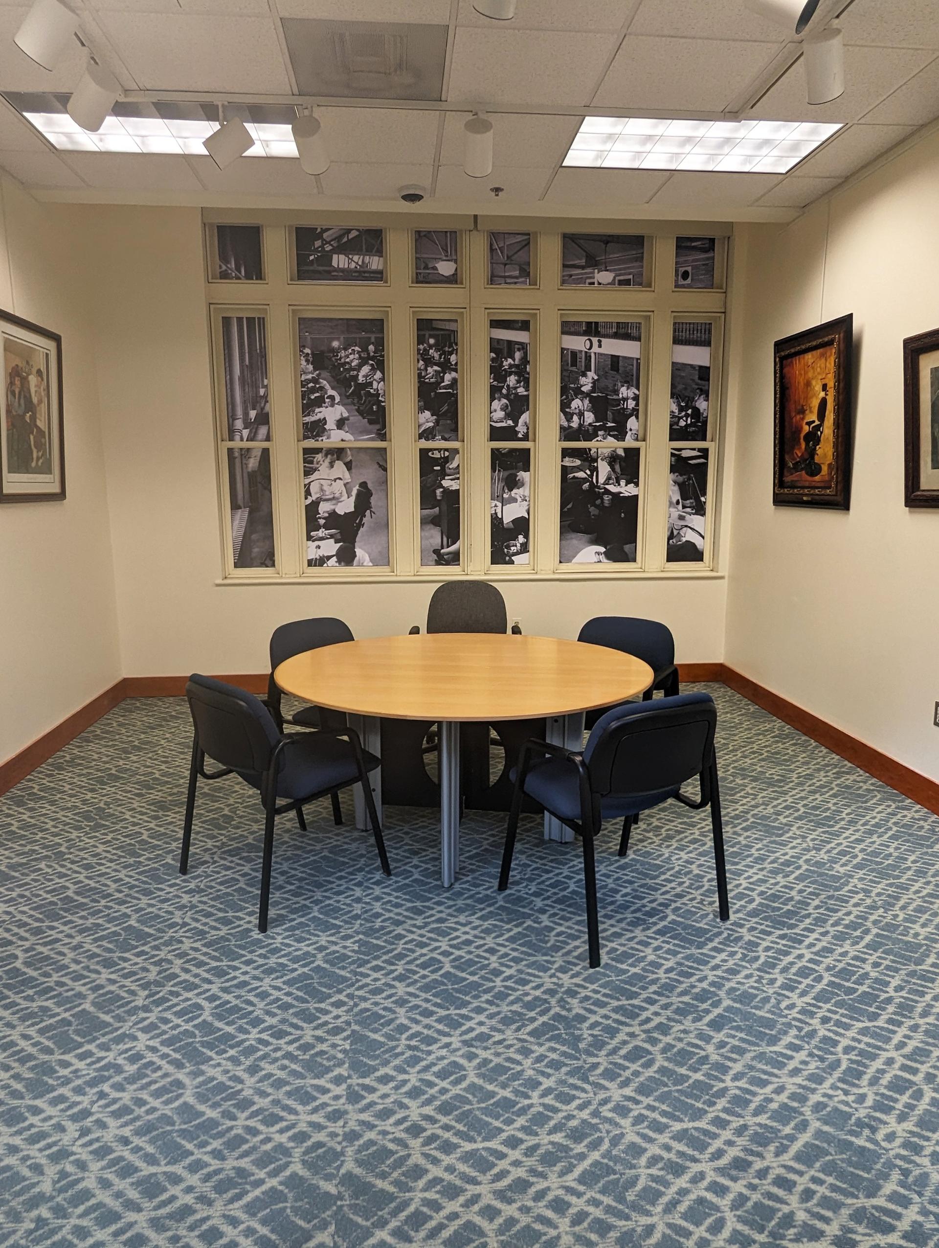 Saccente Gallery Meeting Room
