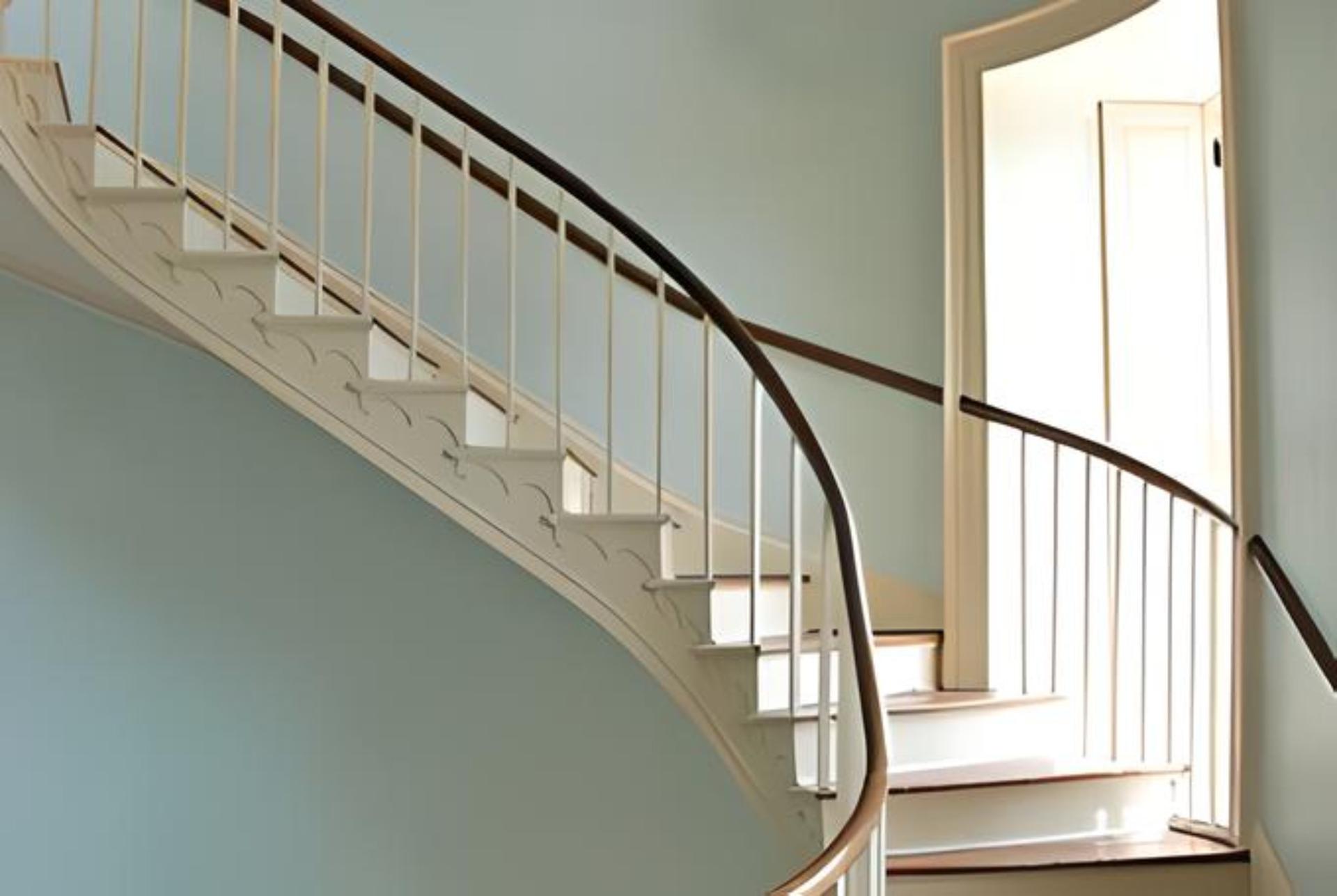 Entry Staircase