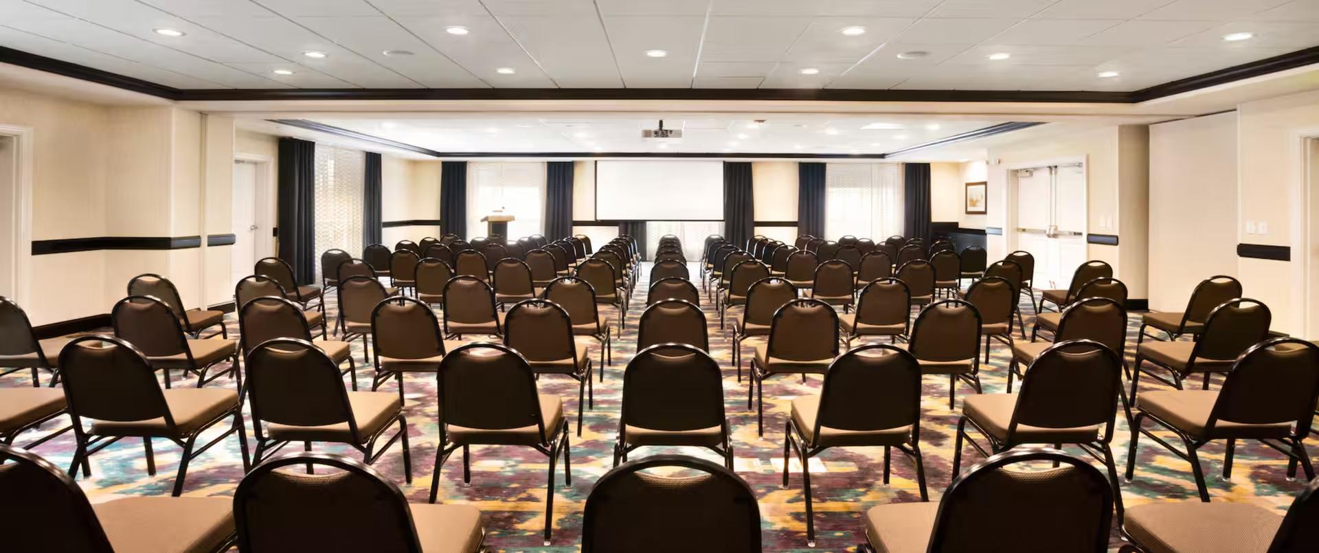 Palms Meeting Room
