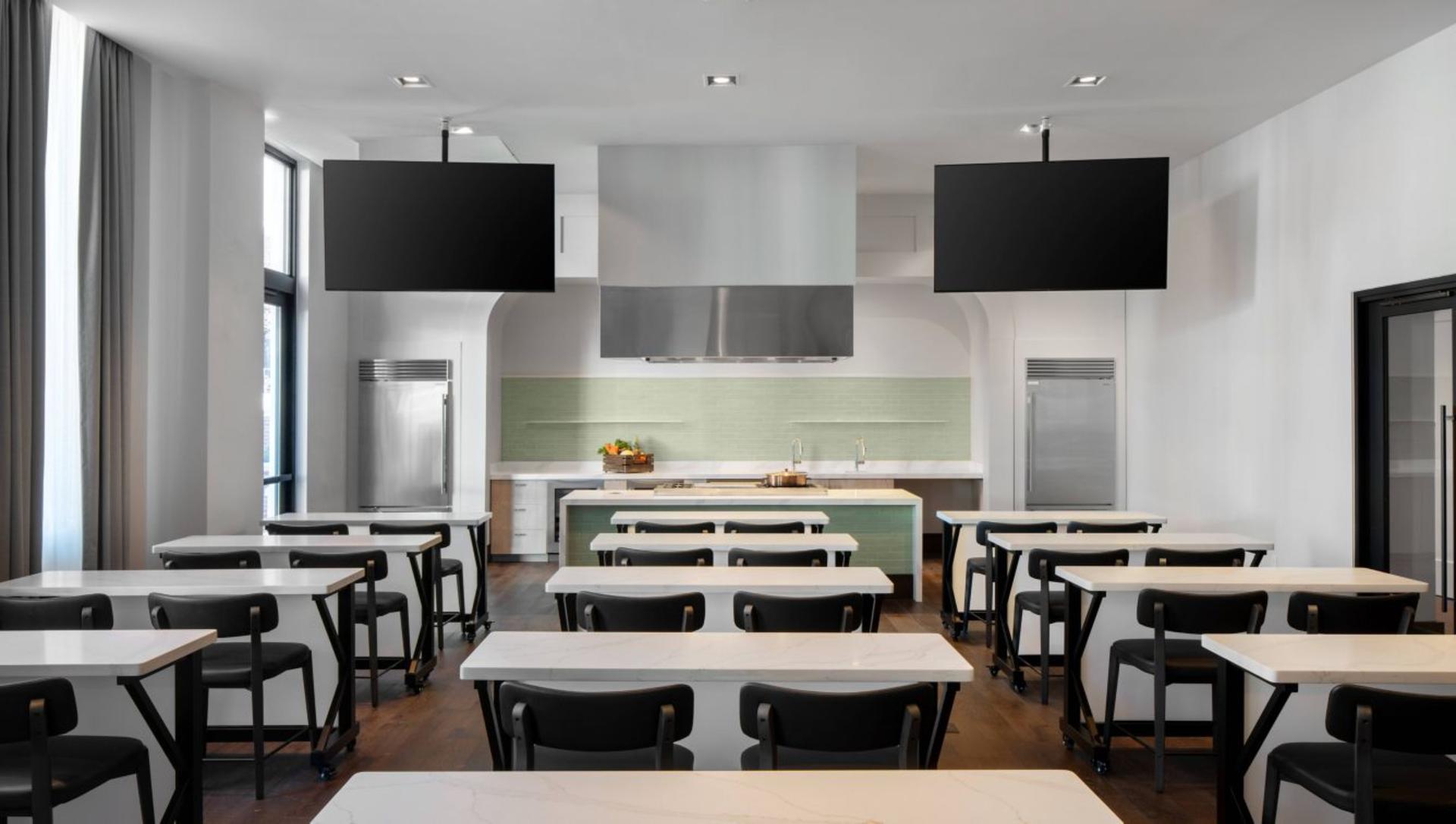 Gallery & Kitchen
