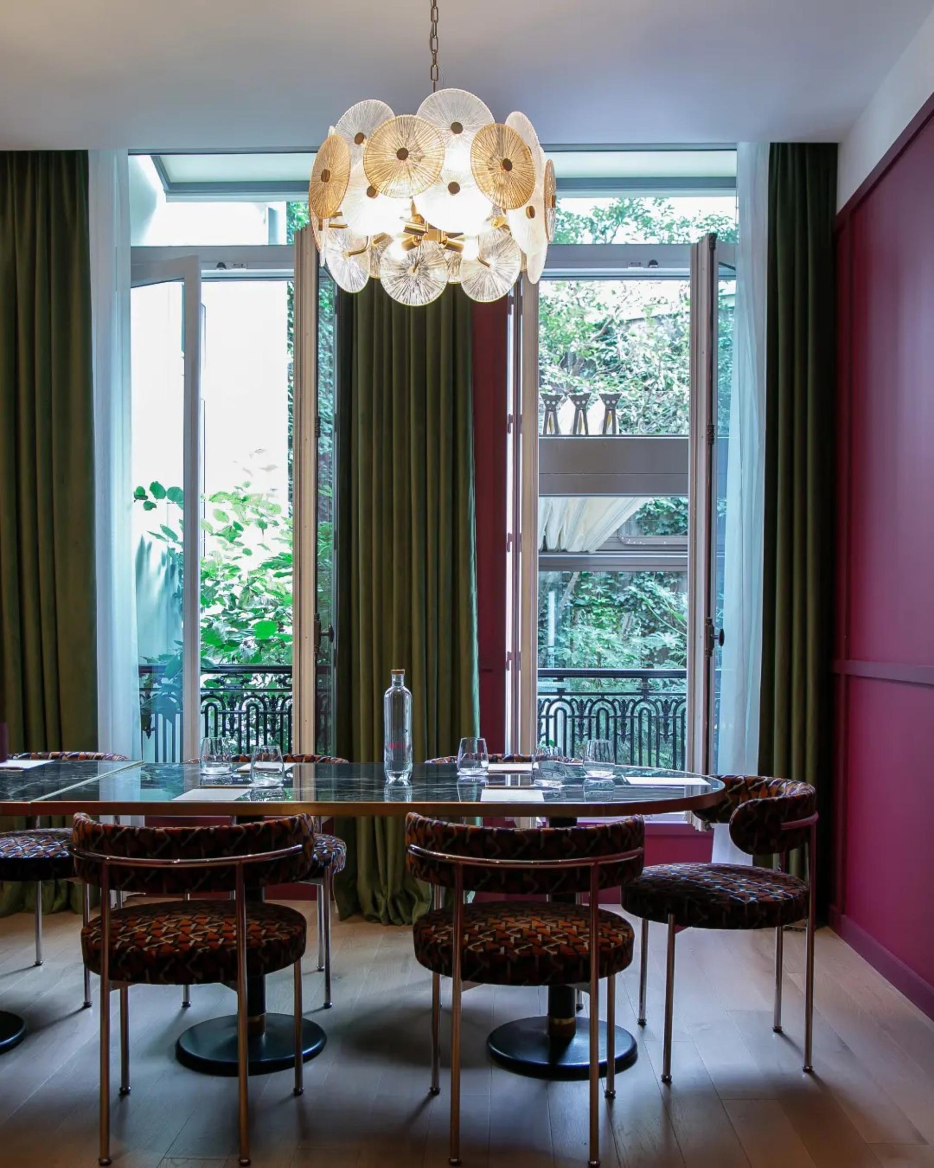 Private Lounge